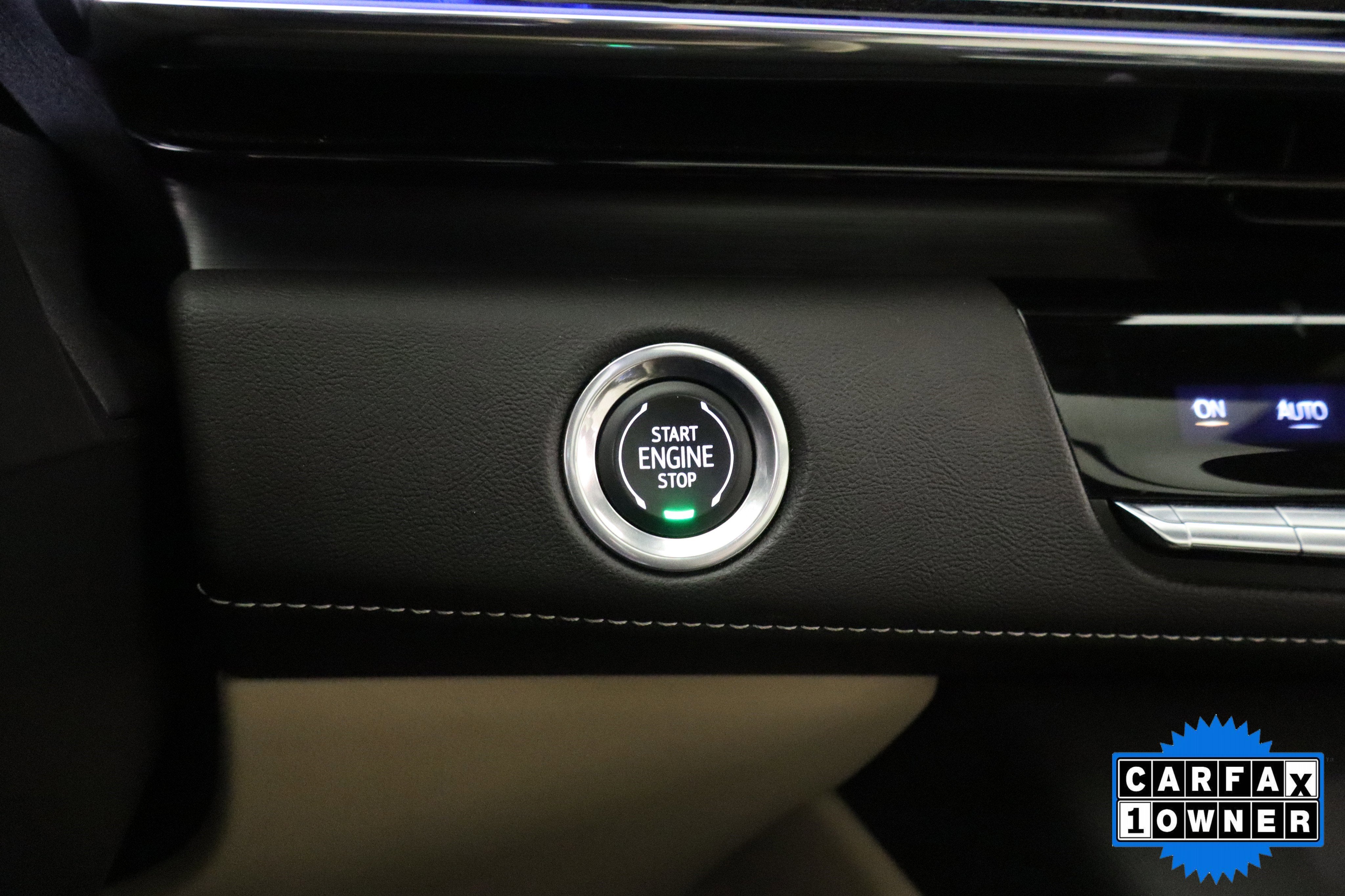 2023 Cadillac Escalade ESV 4WD Premium Luxury