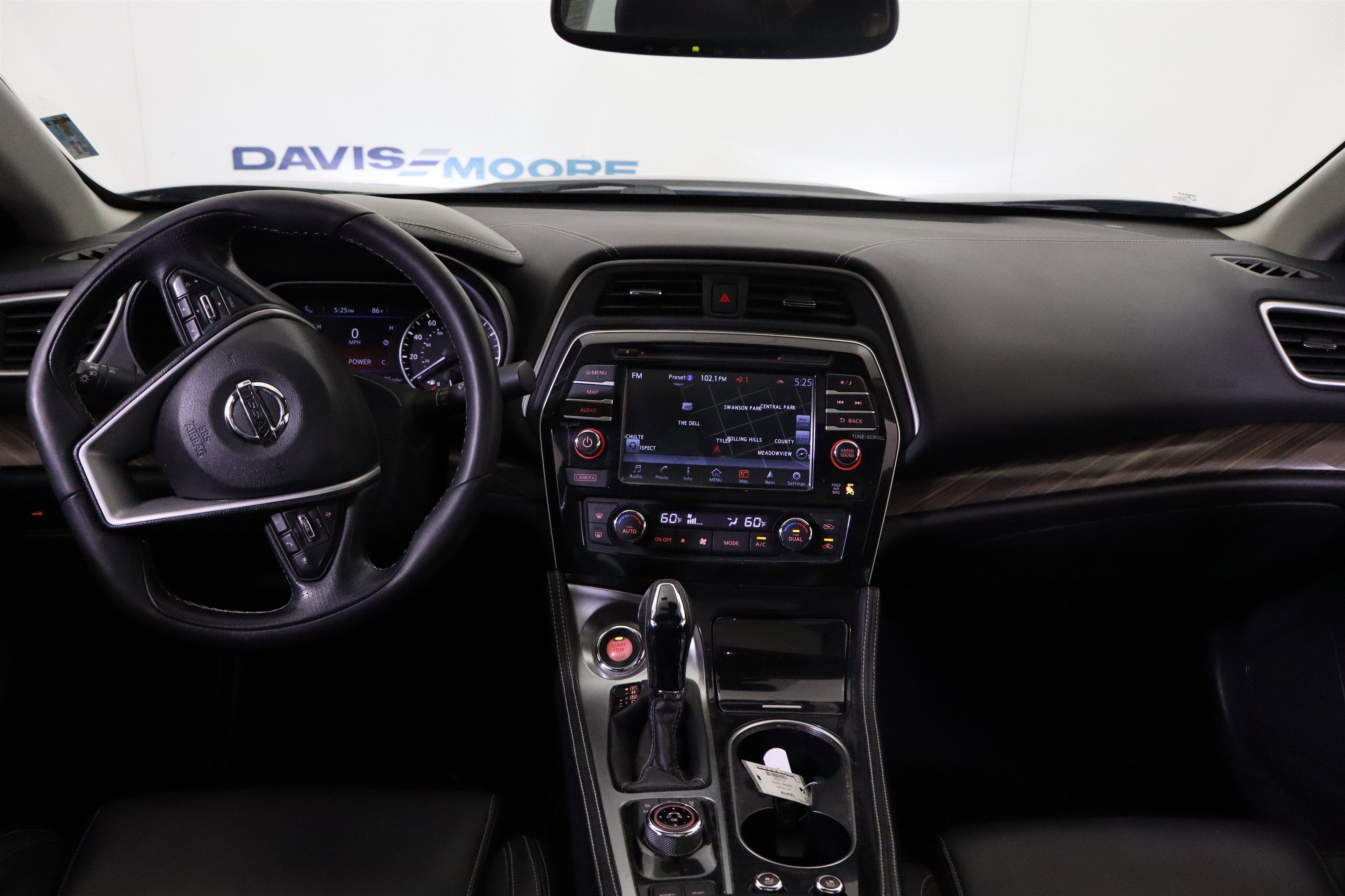 2017 Nissan Maxima Platinum