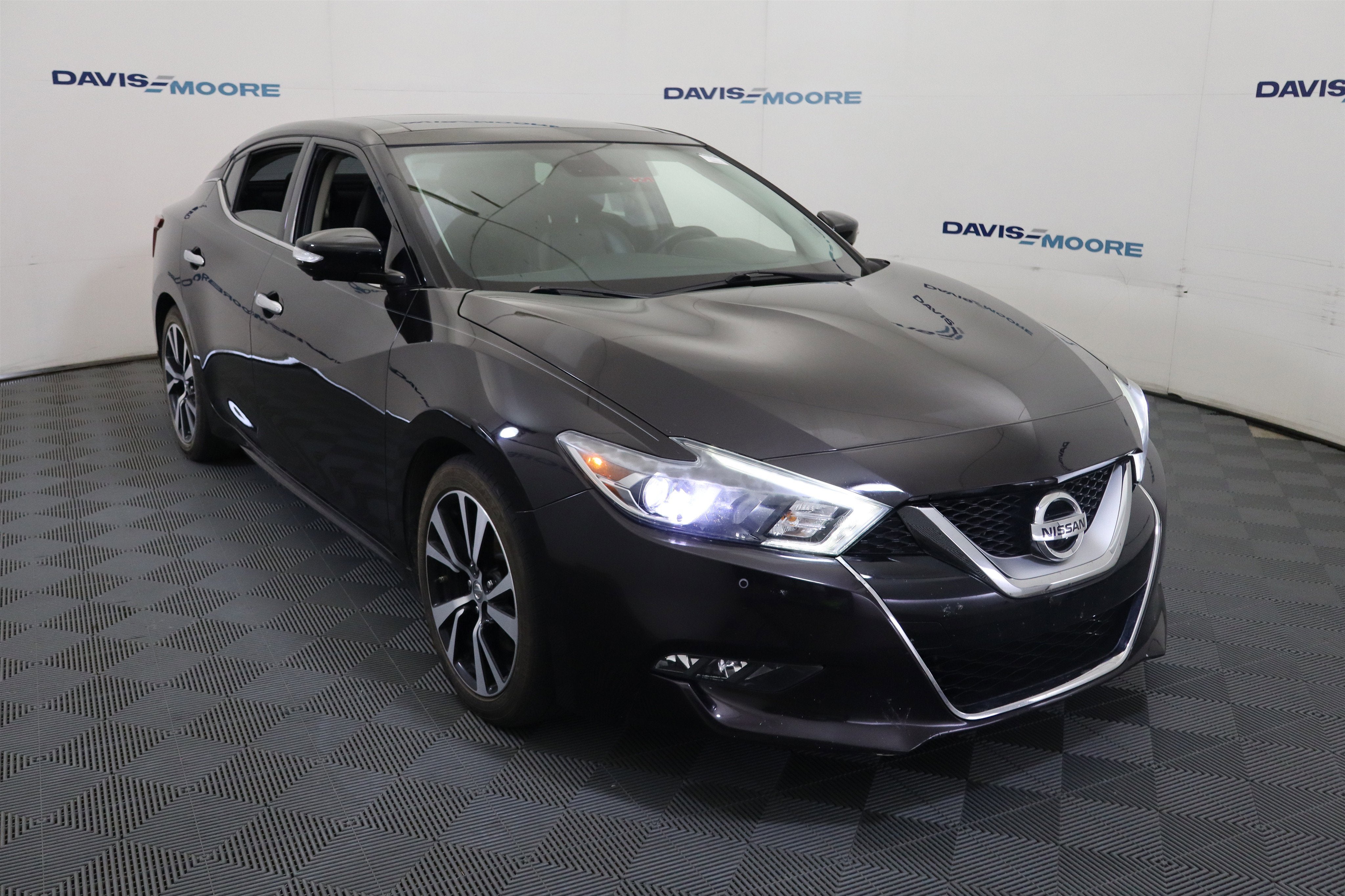 2017 Nissan Maxima Platinum