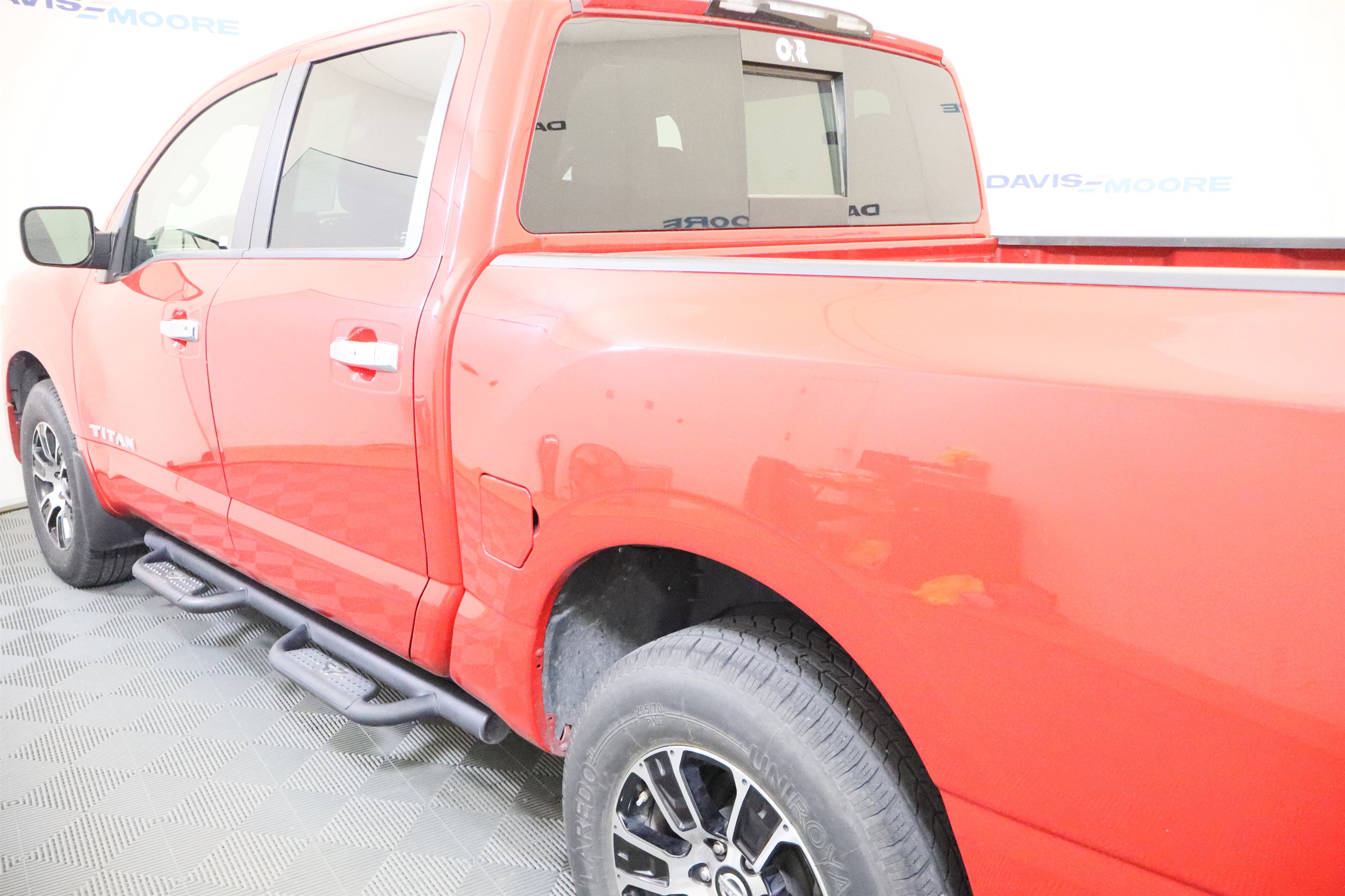 2021 Nissan Titan SV Crew Cab 4x4