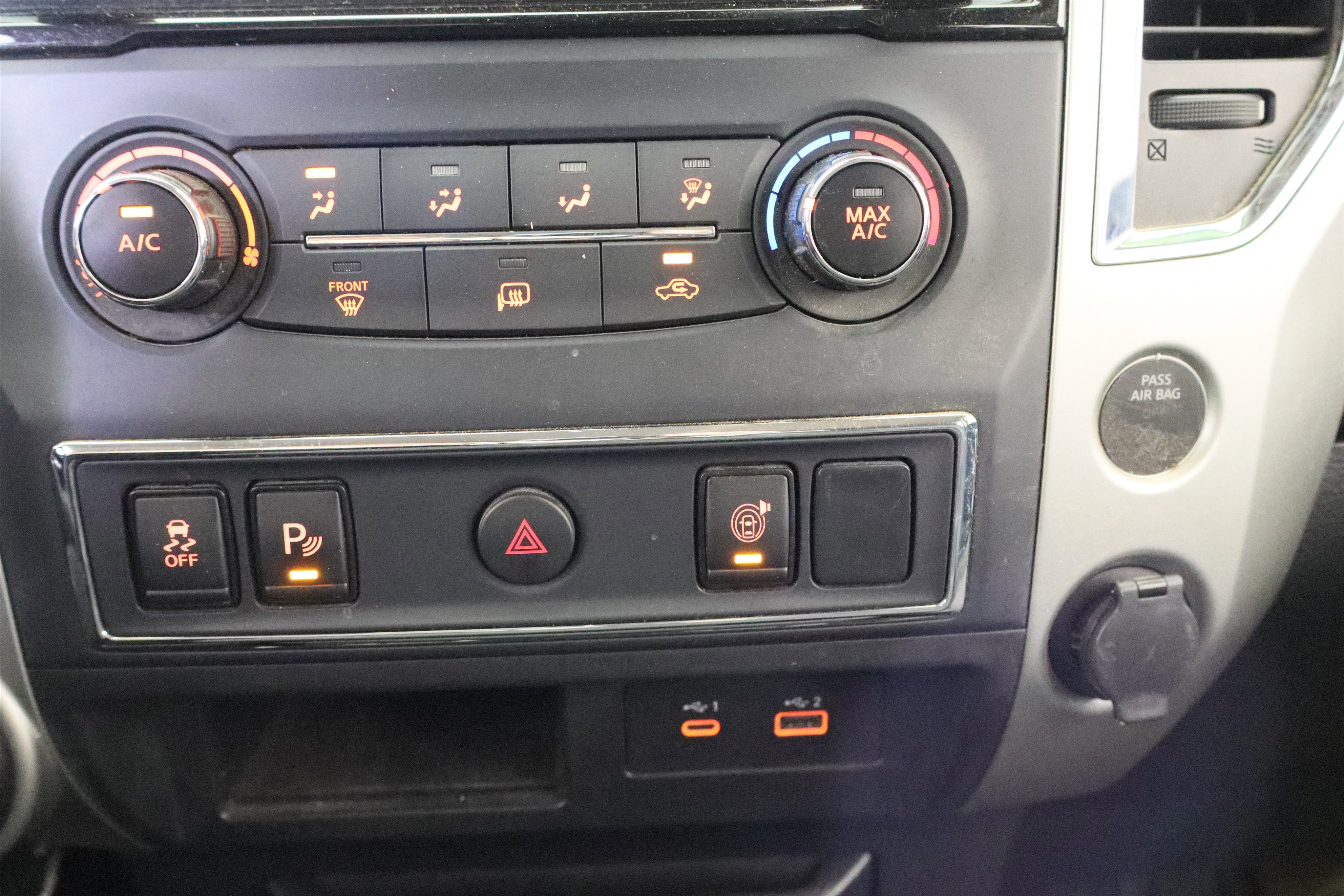 2021 Nissan Titan SV Crew Cab 4x4