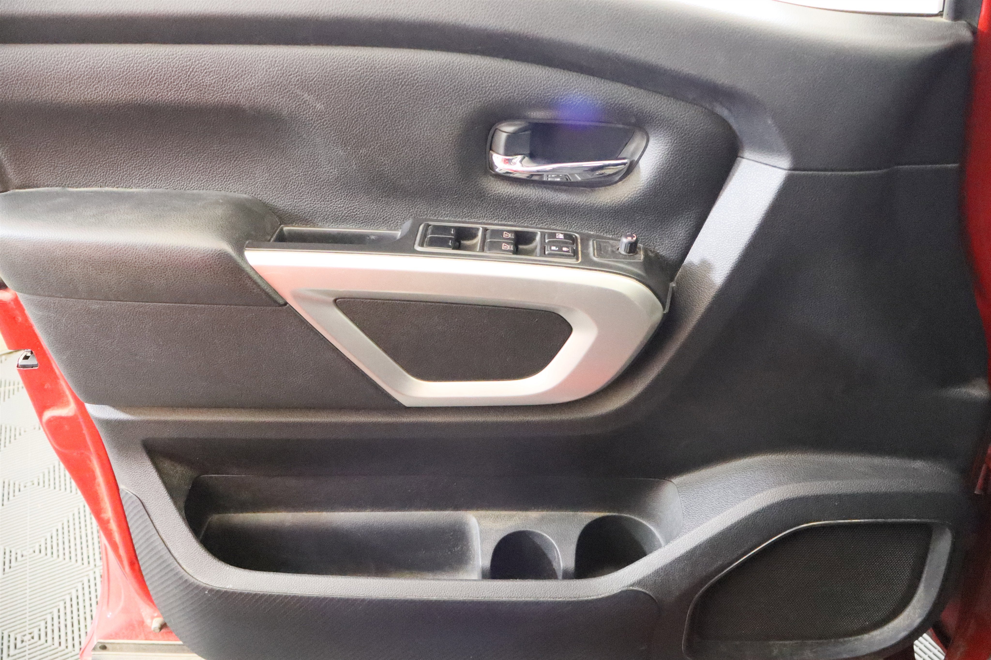 2021 Nissan Titan SV Crew Cab 4x4