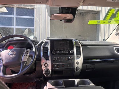 2021 Nissan Titan SV Crew Cab 4x4