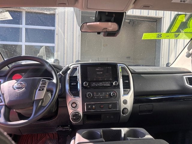 2021 Nissan Titan SV Crew Cab 4x4