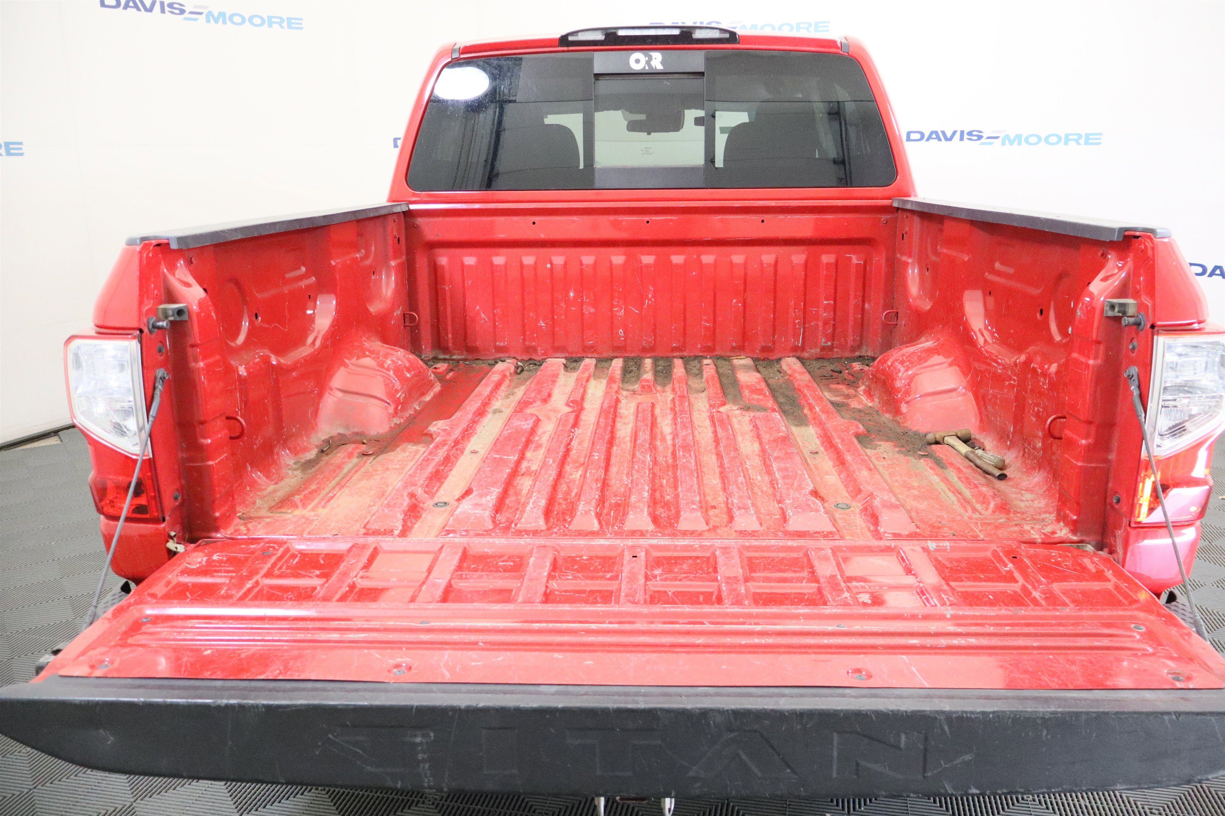 2021 Nissan Titan SV Crew Cab 4x4