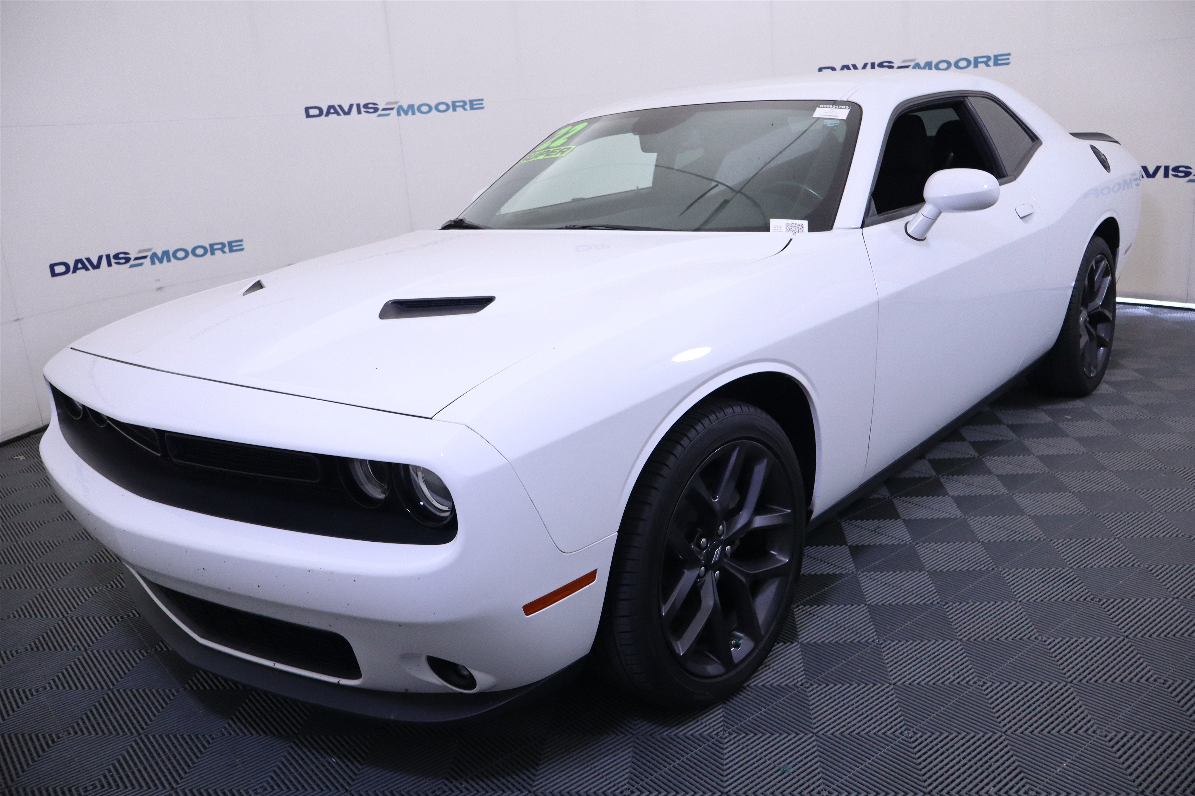 2022 Dodge Challenger SXT
