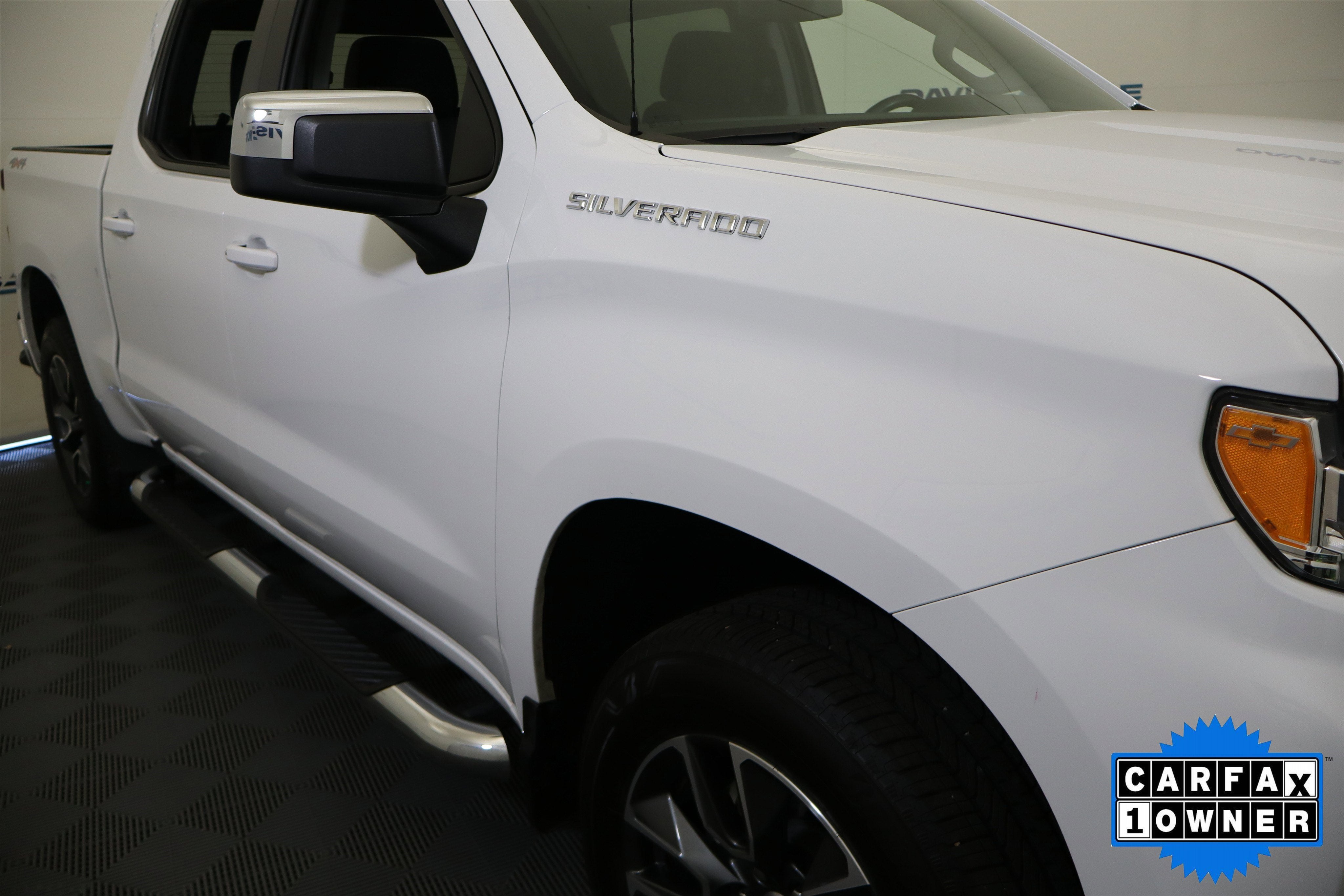 2024 Chevrolet Silverado 1500 LT Crew Cab 4WD