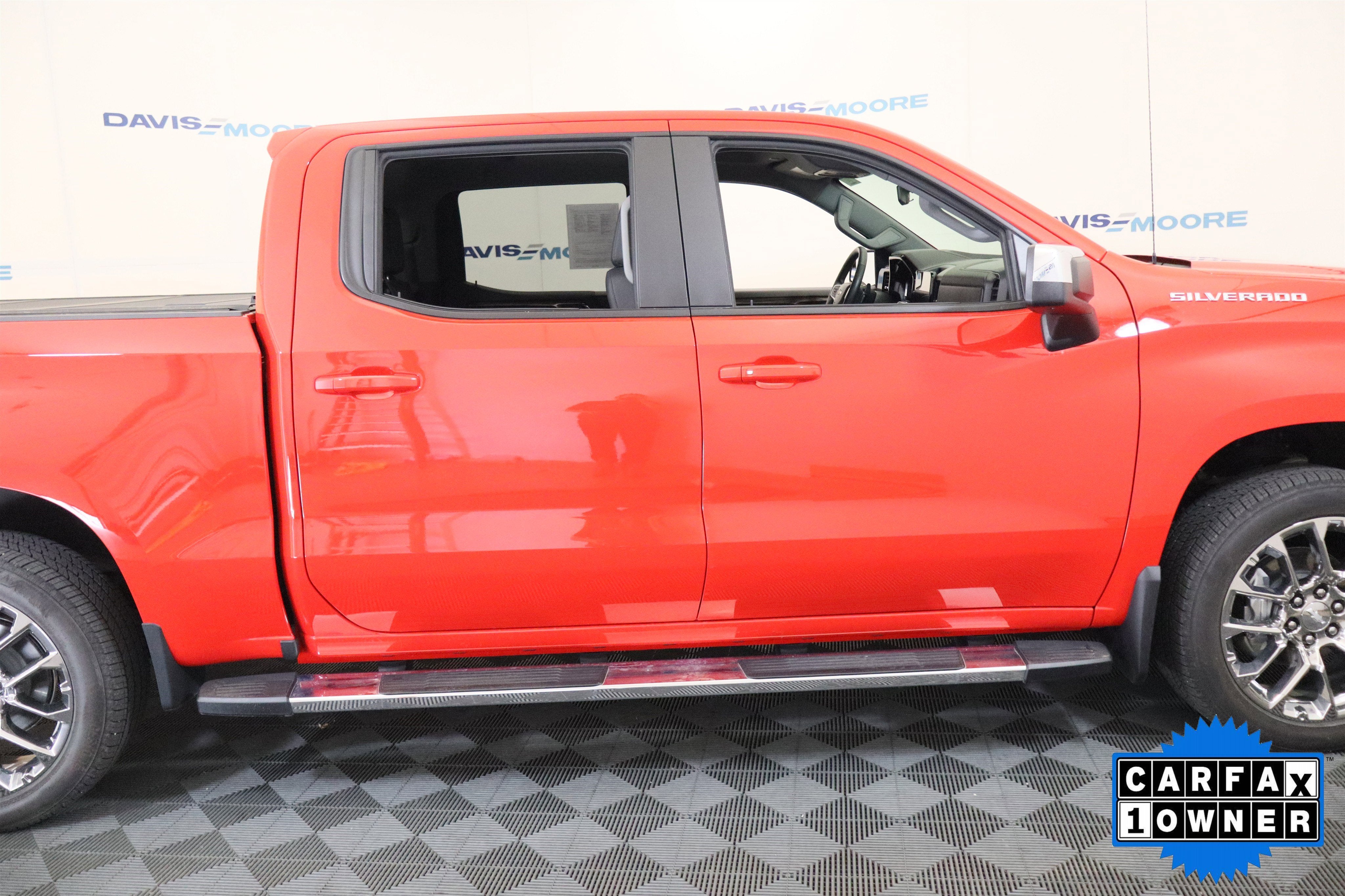 2026 Chevrolet Silverado 1500 LT Crew Cab 4WD