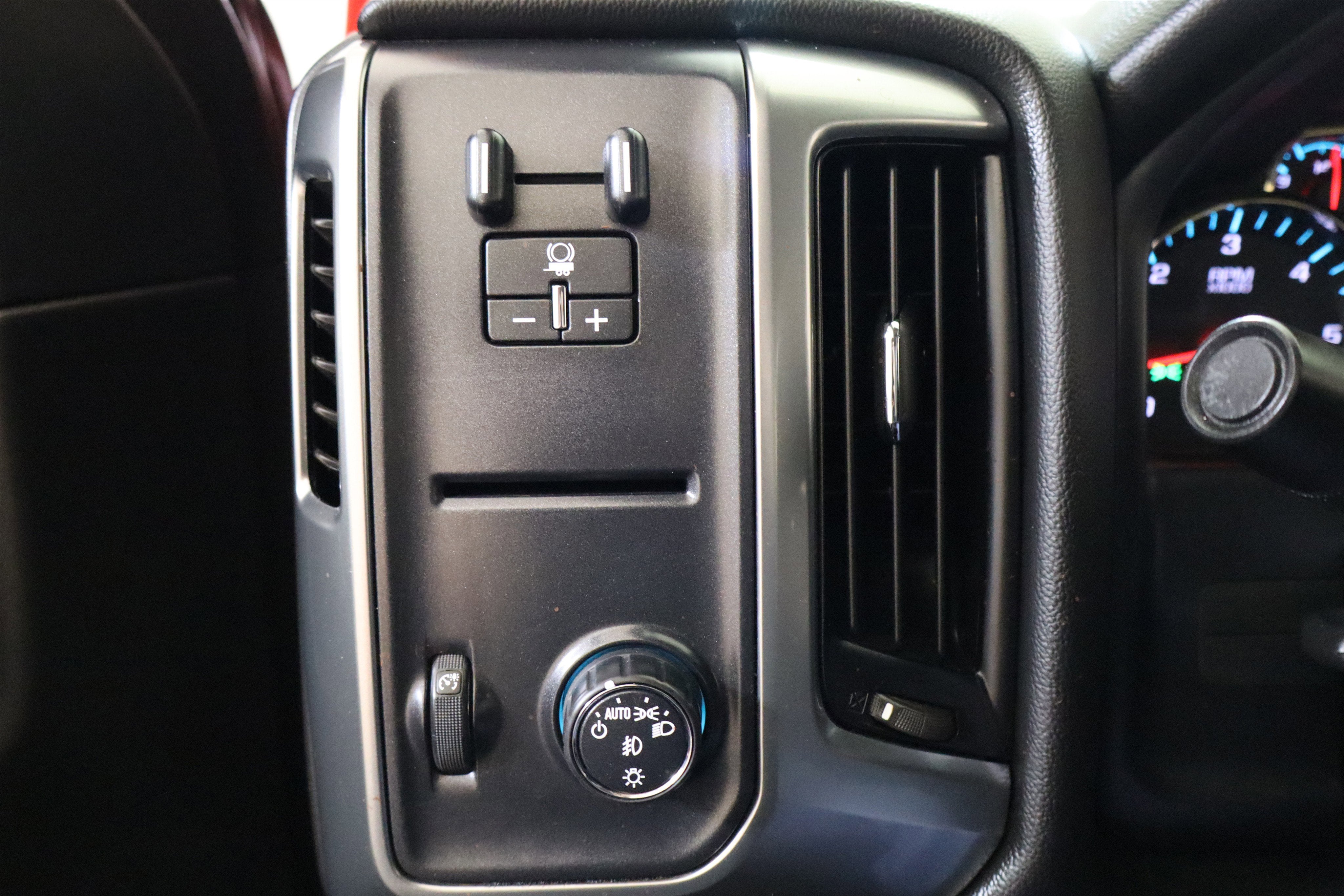 2017 Chevrolet Silverado 1500 LT Crew Cab