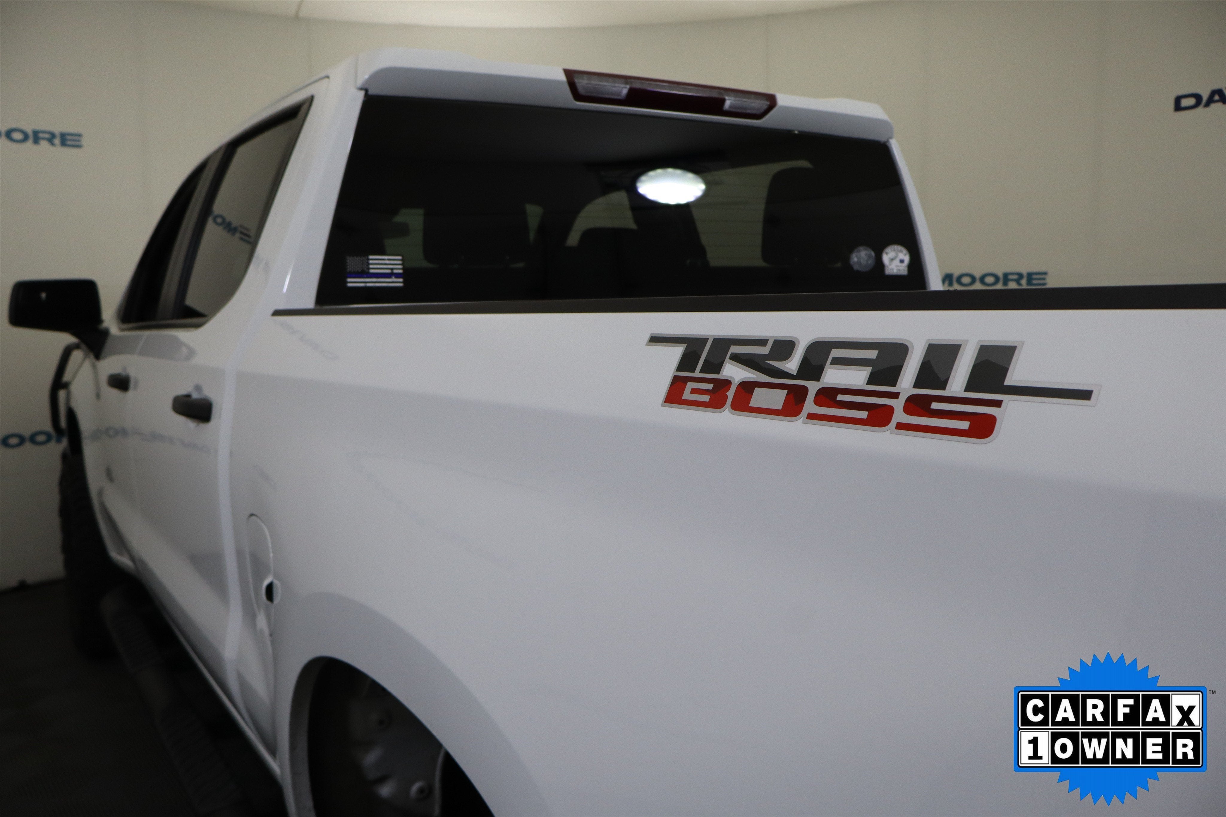2023 Chevrolet Silverado 1500 Custom Trail Boss Crew Cab 4WD