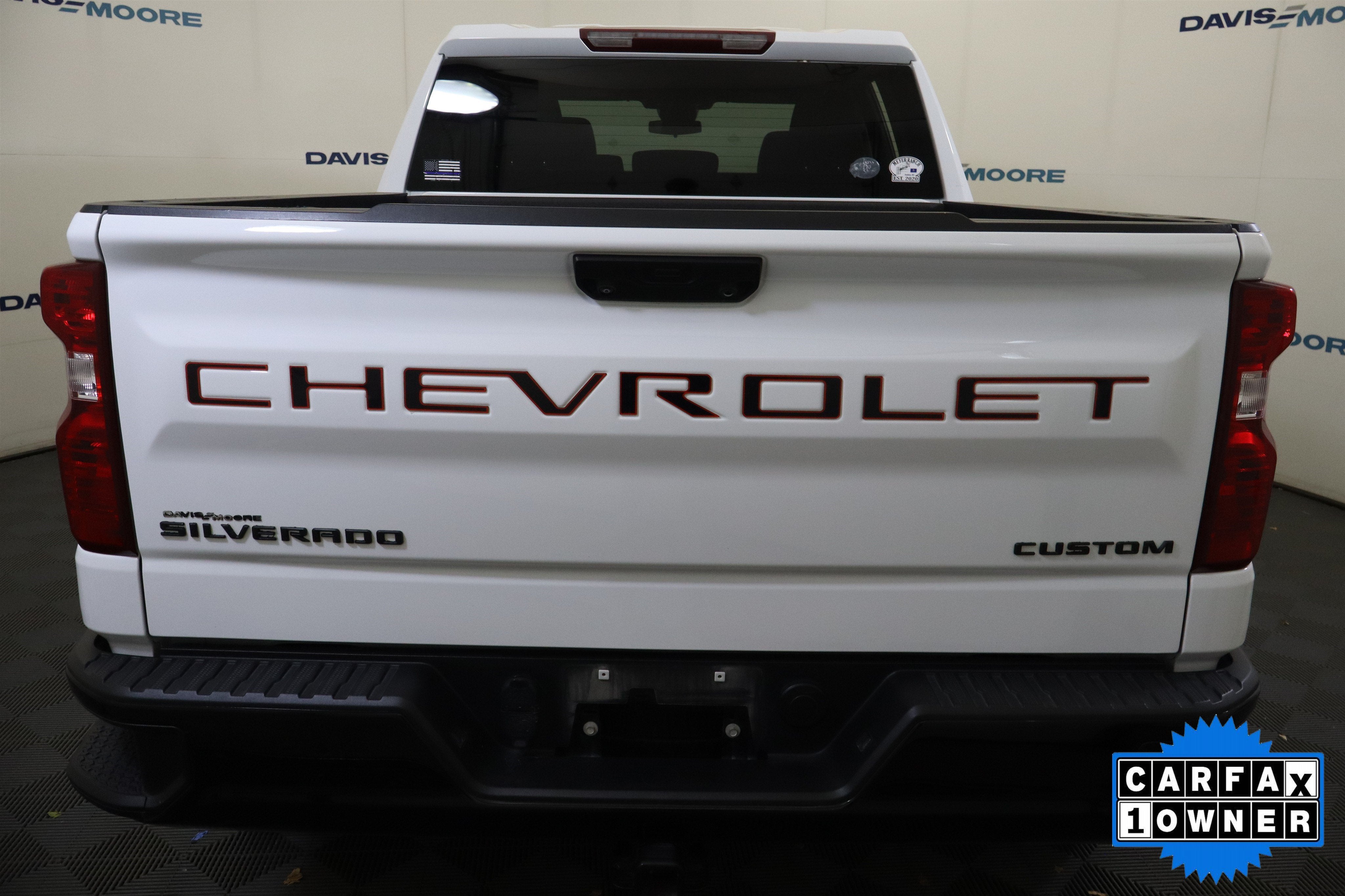 2023 Chevrolet Silverado 1500 Custom Trail Boss Crew Cab 4WD