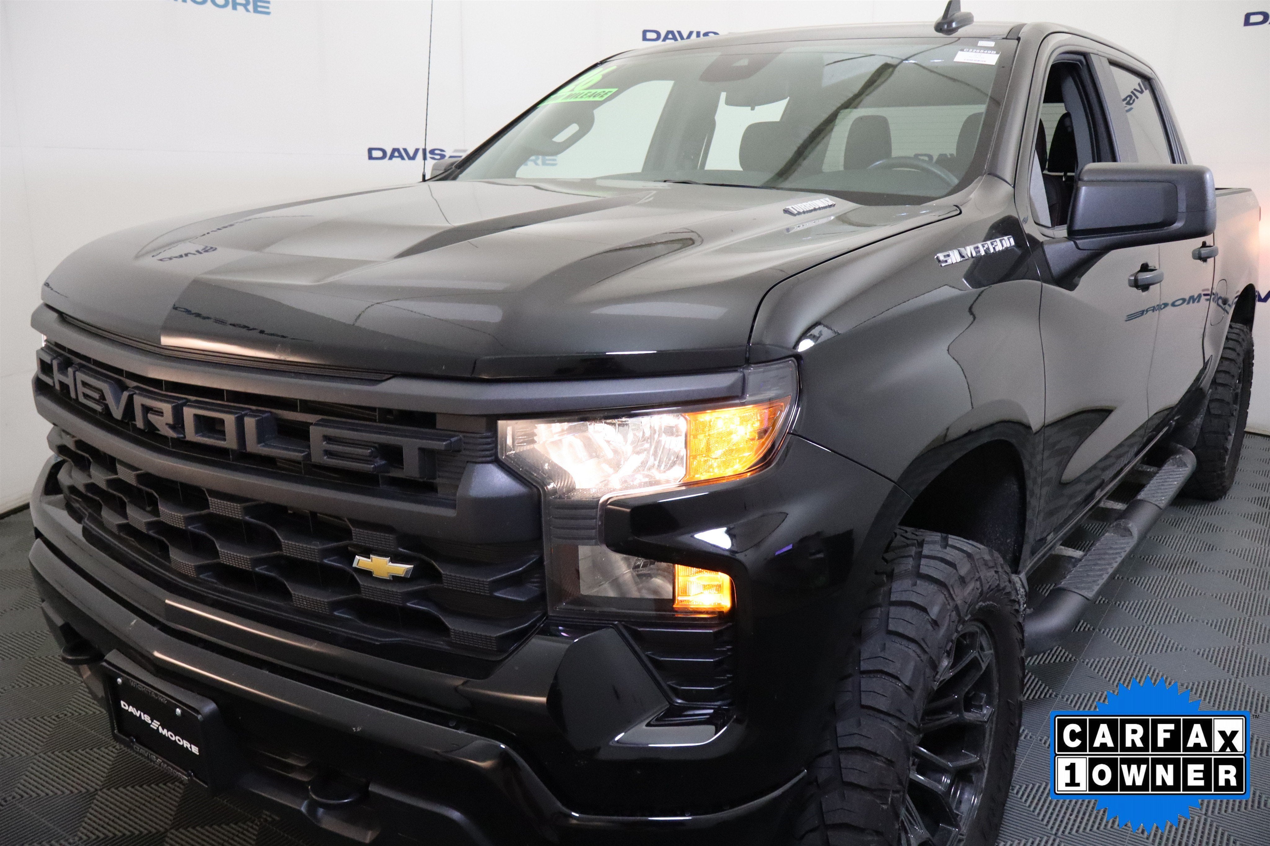 2026 Chevrolet Silverado 1500 Custom Crew Cab 4WD