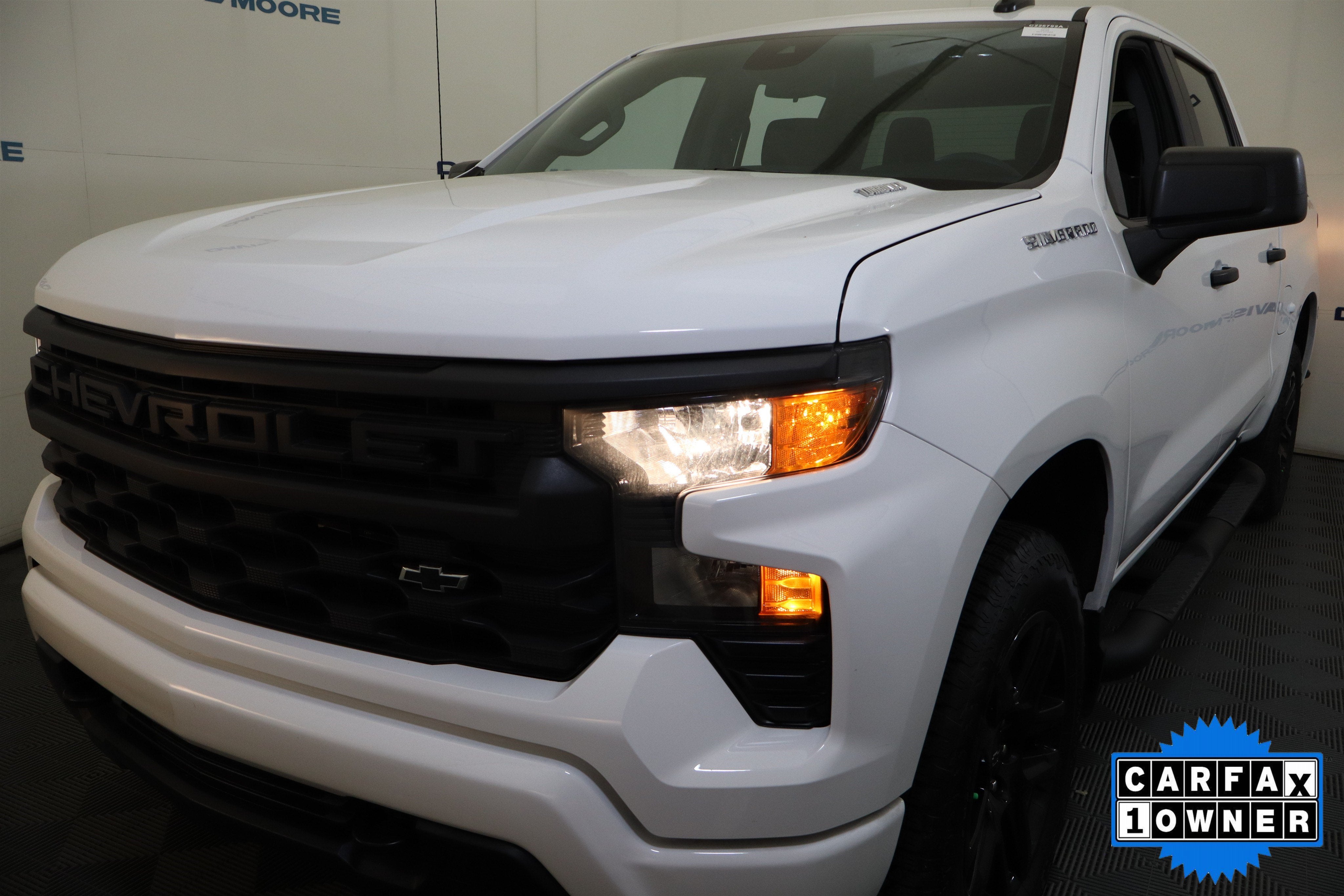 2025 Chevrolet Silverado 1500 Custom Crew Cab 4WD