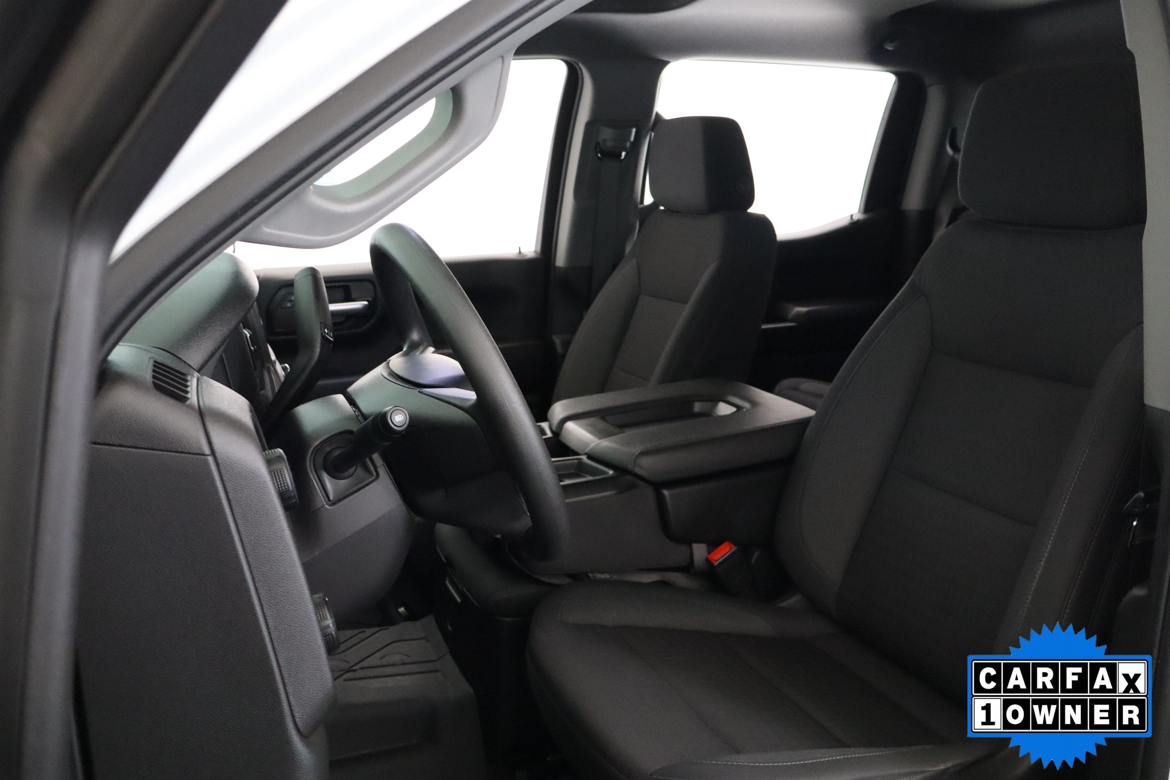 2025 Chevrolet Silverado 1500 Custom Crew Cab 4WD