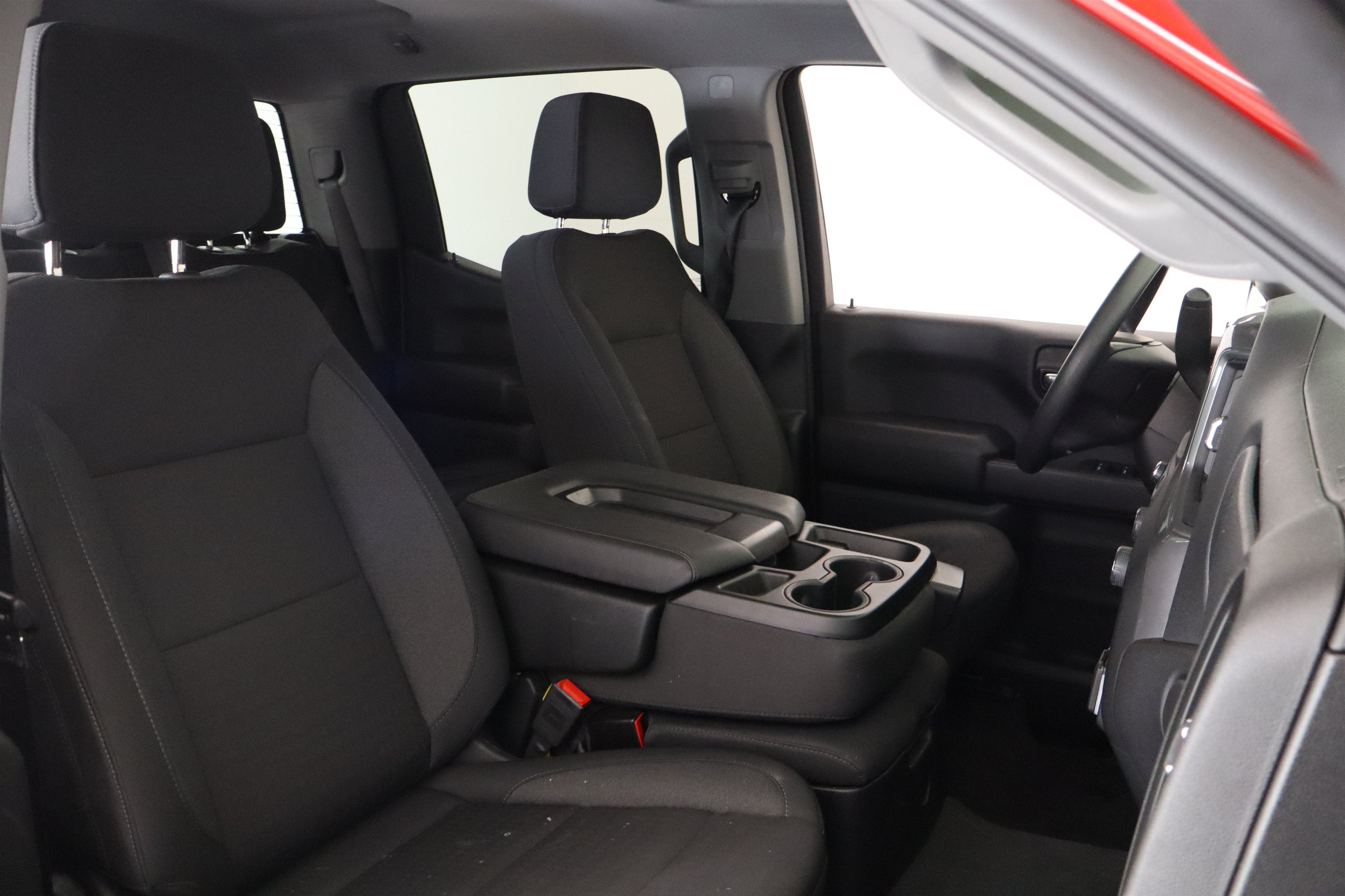 2025 Chevrolet Silverado 1500 Custom Trail Boss Crew Cab 4WD
