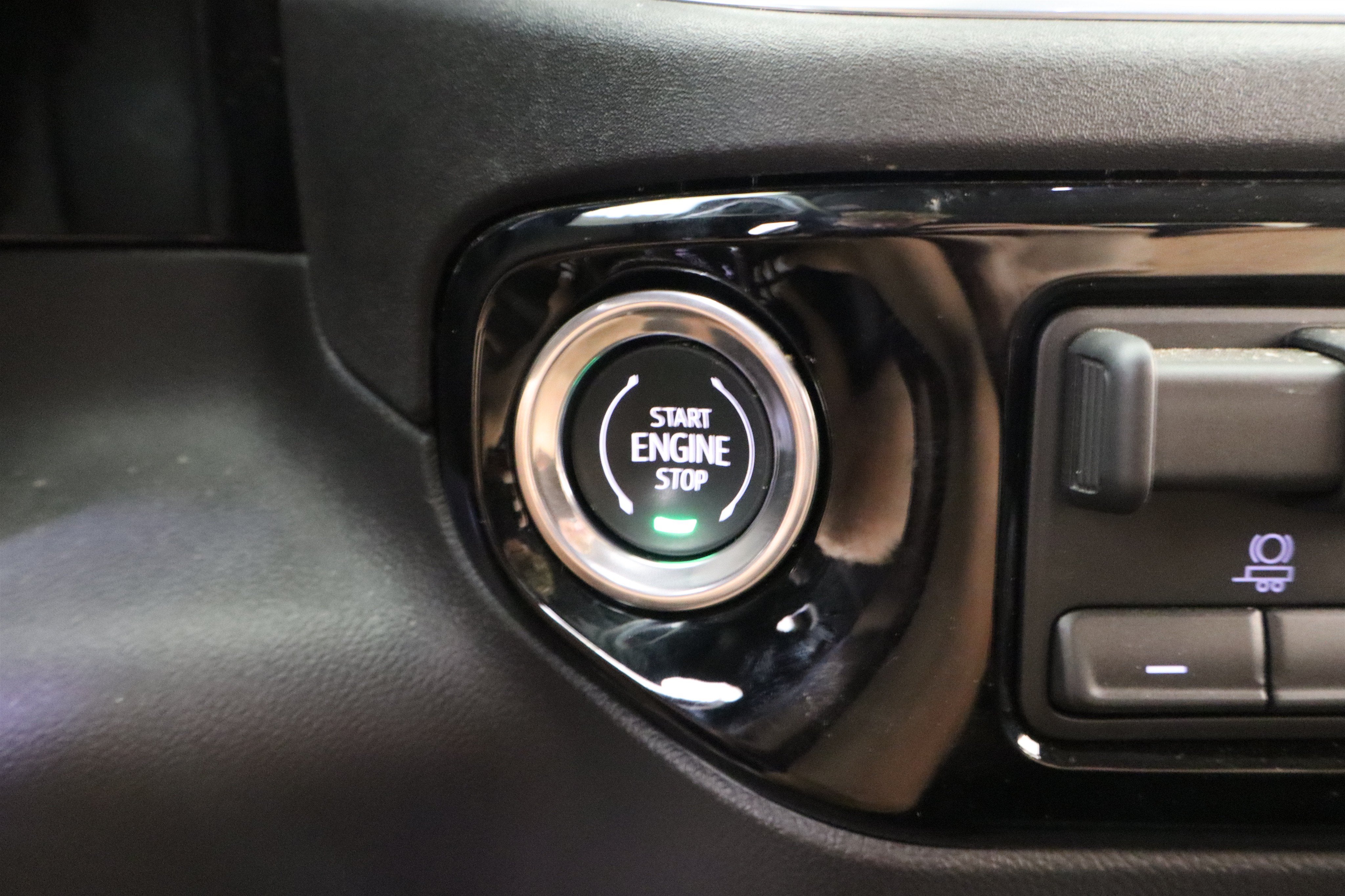 2026 Chevrolet Silverado 1500 RST Crew Cab 4WD