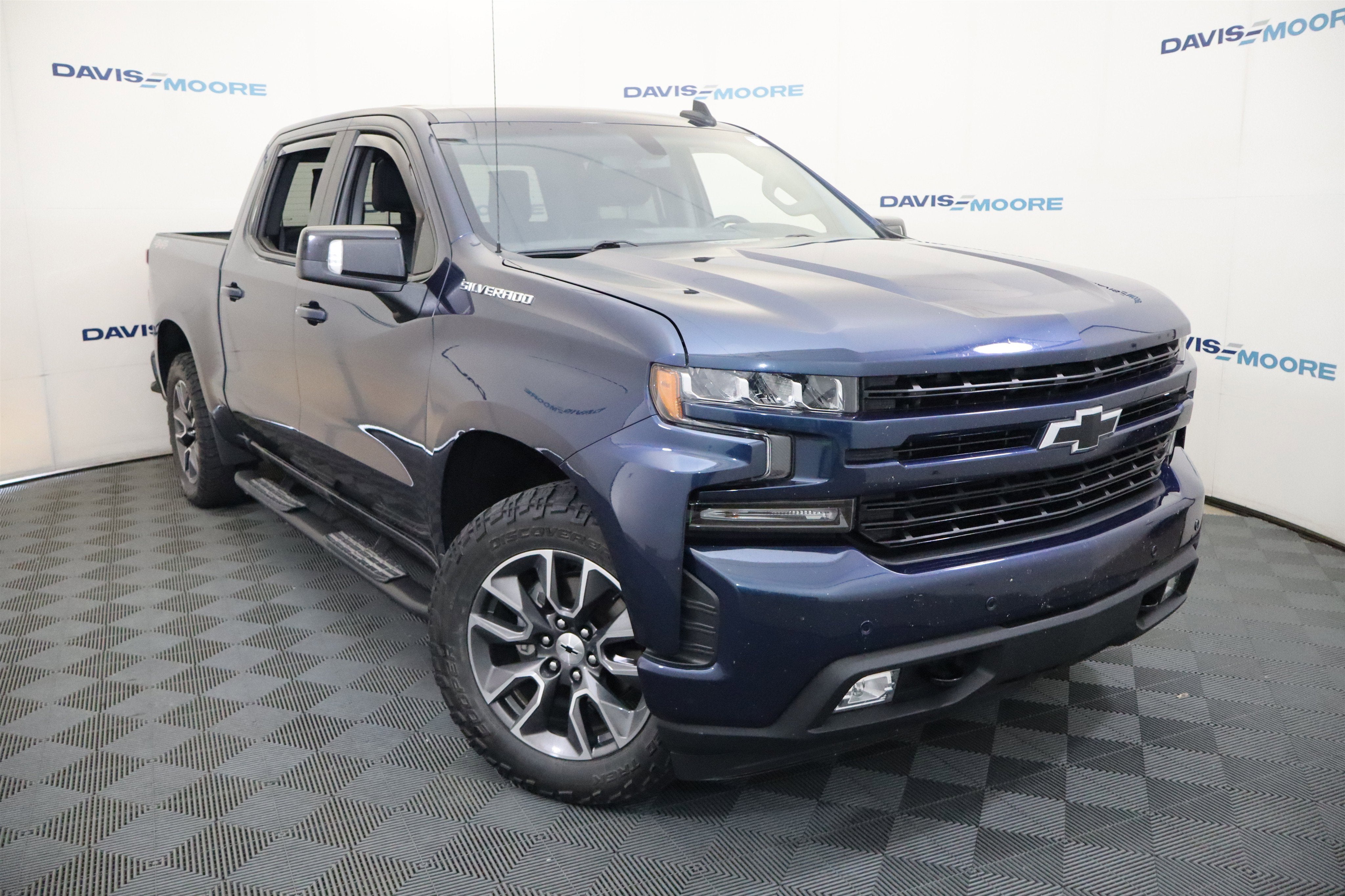 2020 Chevrolet Silverado 1500 RST Crew Cab 4WD