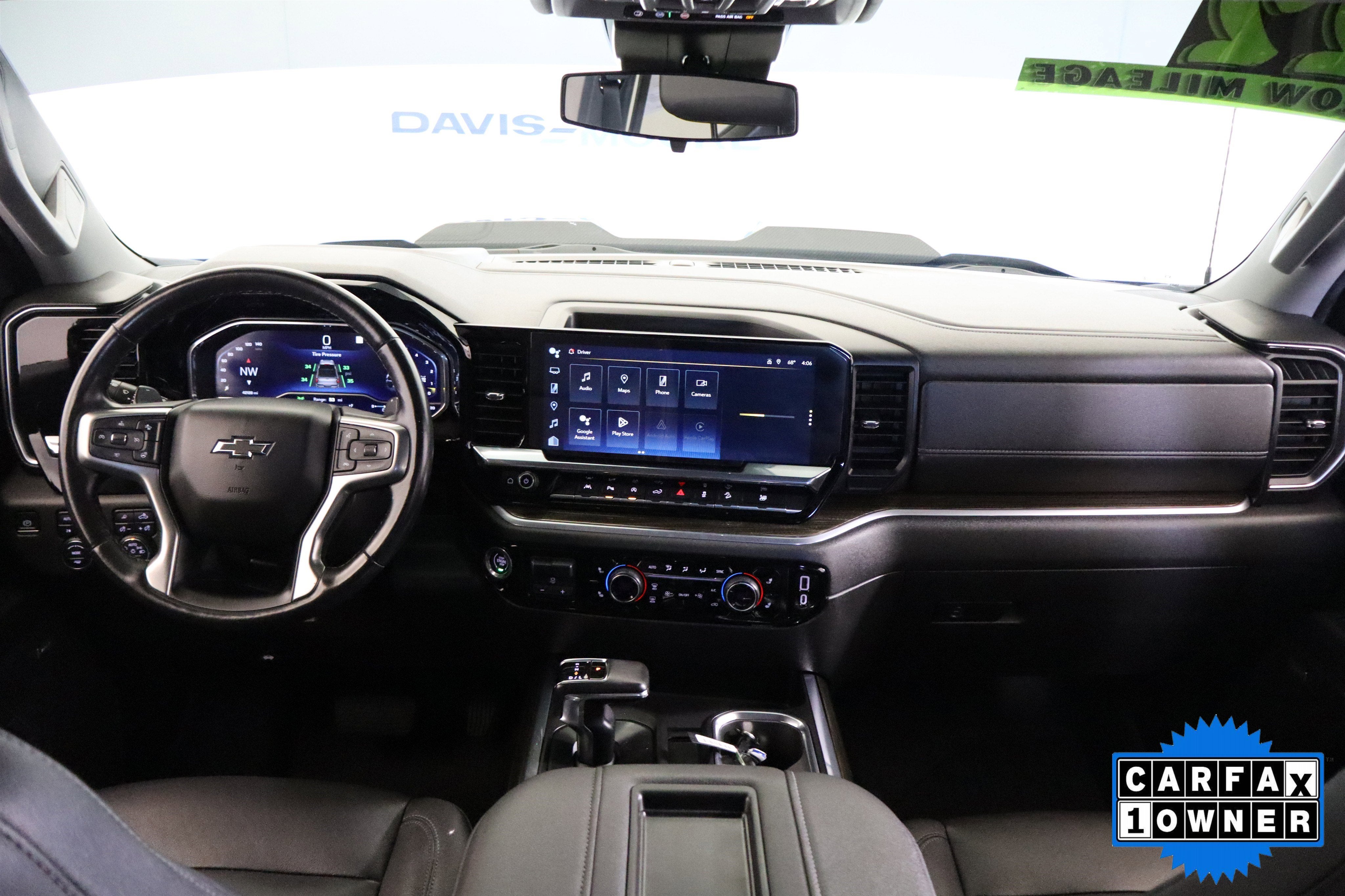 2022 Chevrolet Silverado 1500 LT Trail Boss Crew Cab 4WD