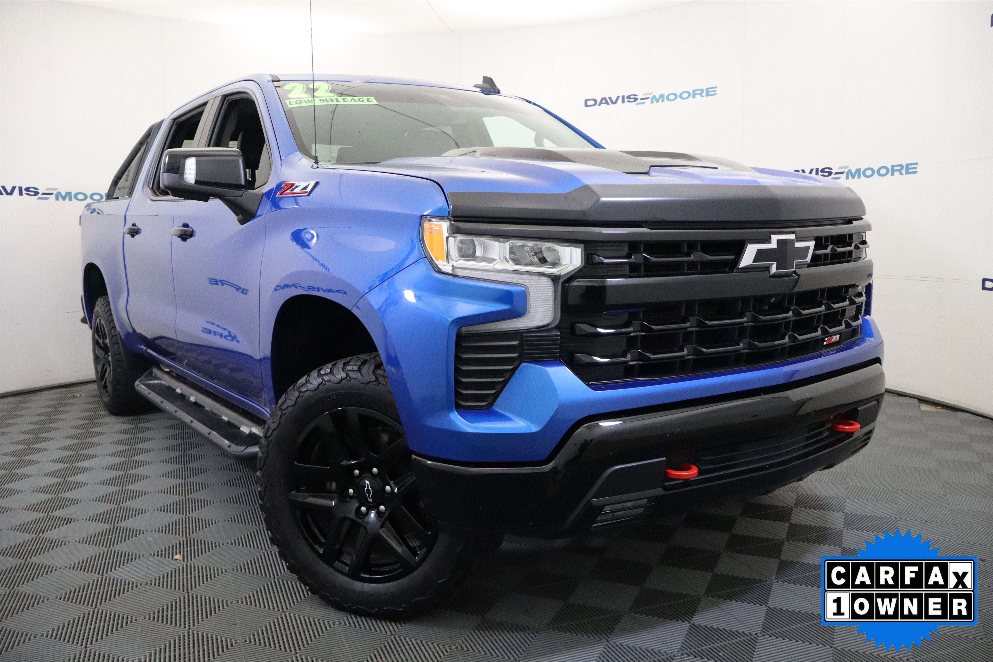 2022 Chevrolet Silverado 1500 LT Trail Boss Crew Cab 4WD