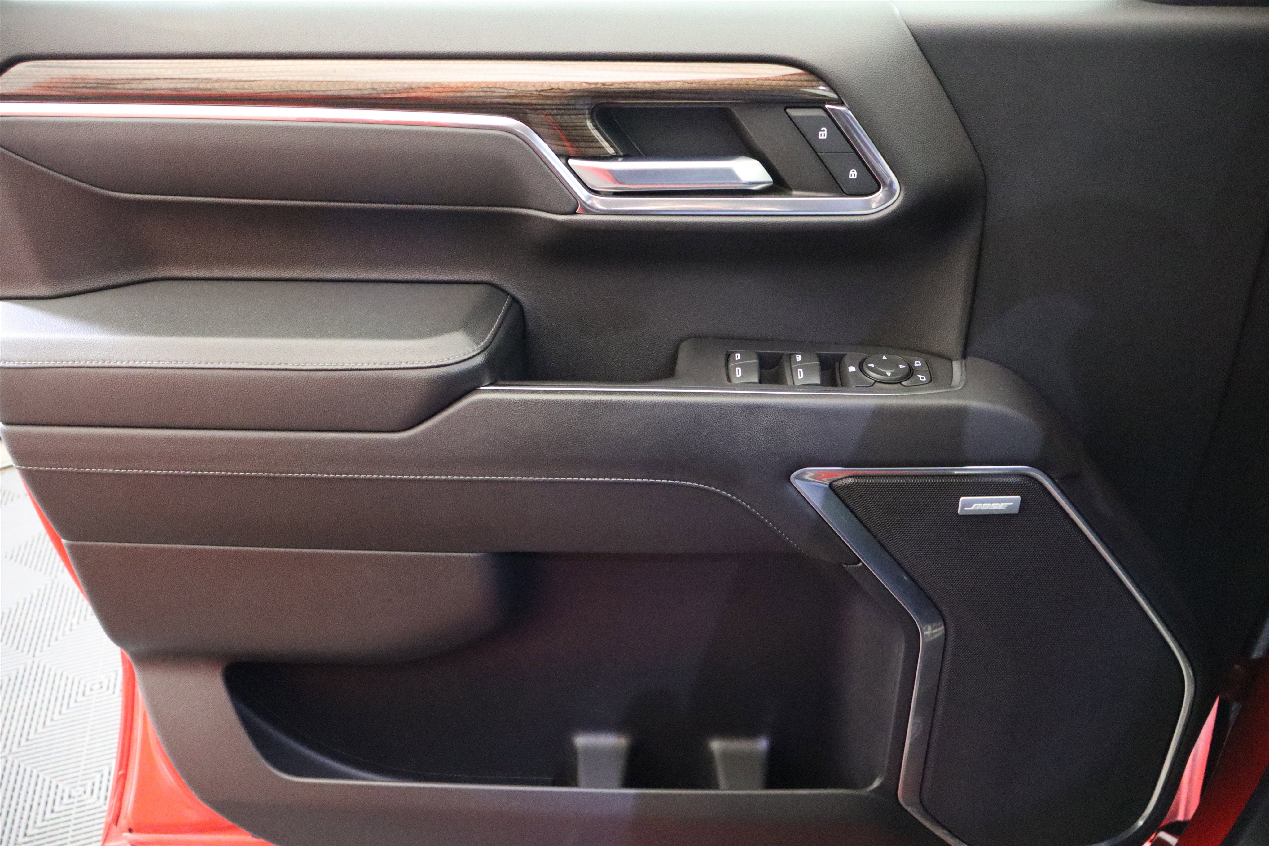 2022 Chevrolet Silverado 1500 LT Trail Boss Crew Cab 4WD