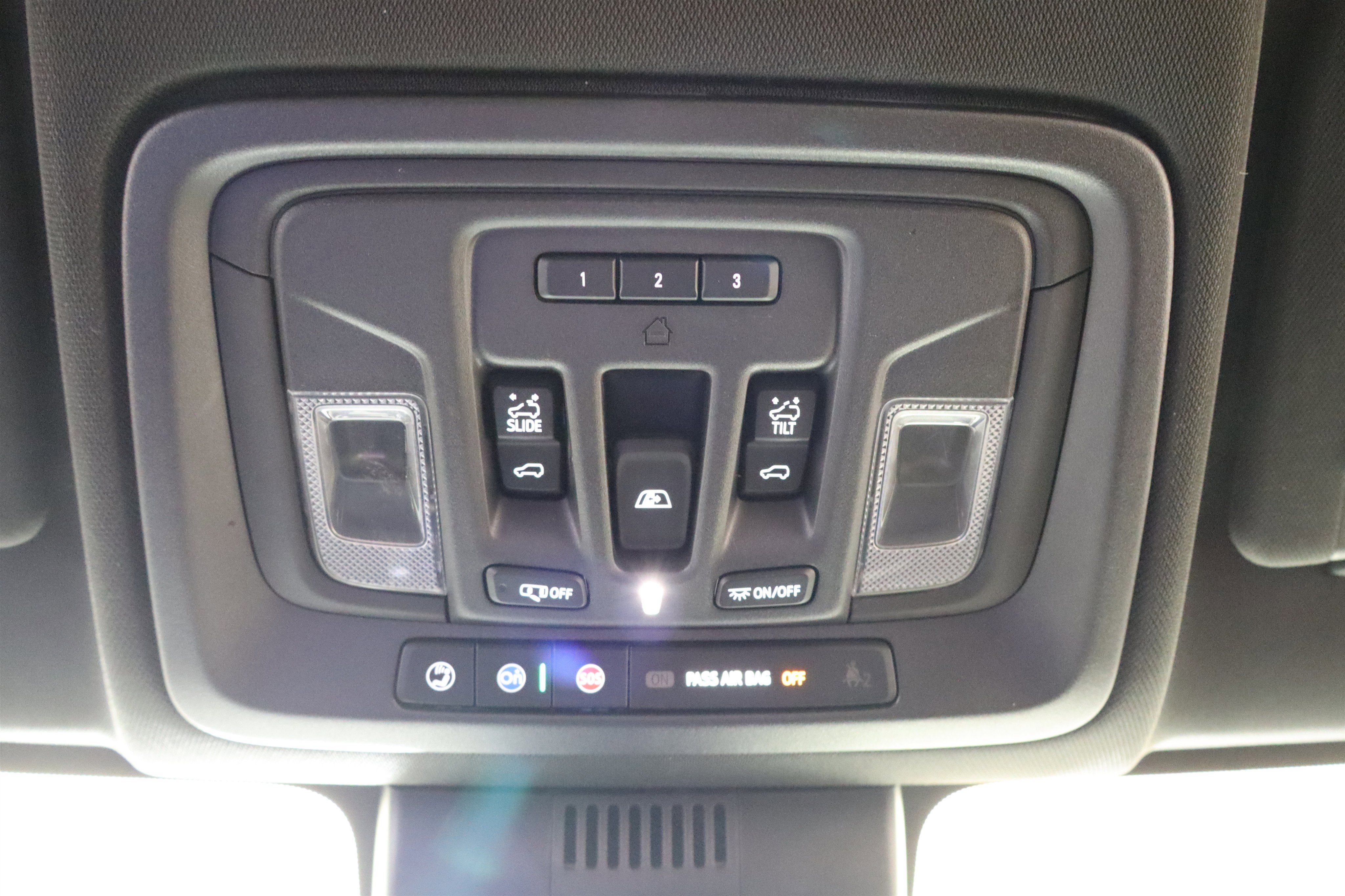 2022 Chevrolet Silverado 1500 ZR2 Crew Cab 4WD