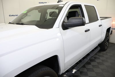 2018 Chevrolet Silverado 1500 Custom Crew Cab 4WD