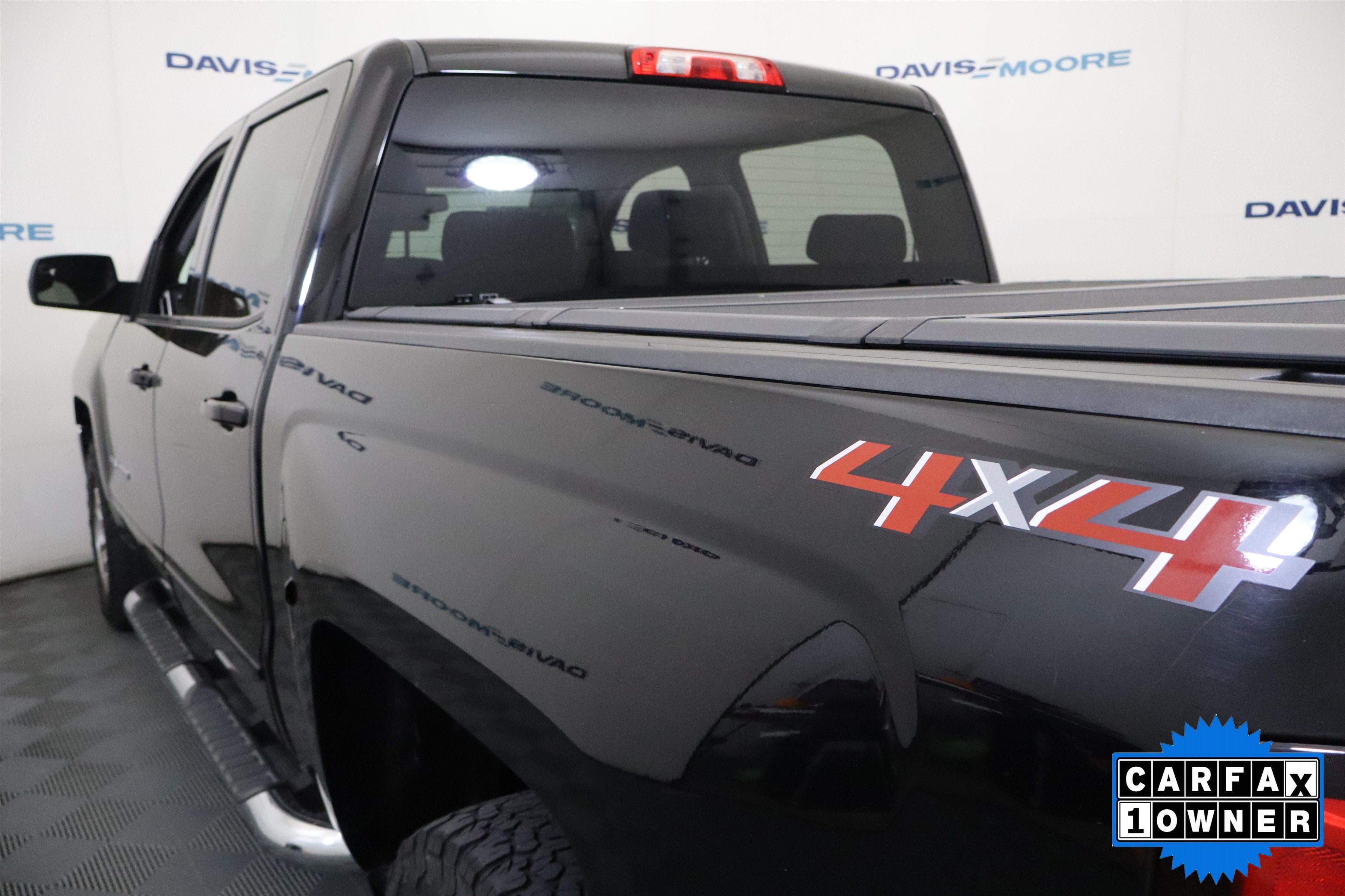 2018 Chevrolet Silverado 1500 LT Crew Cab 4WD
