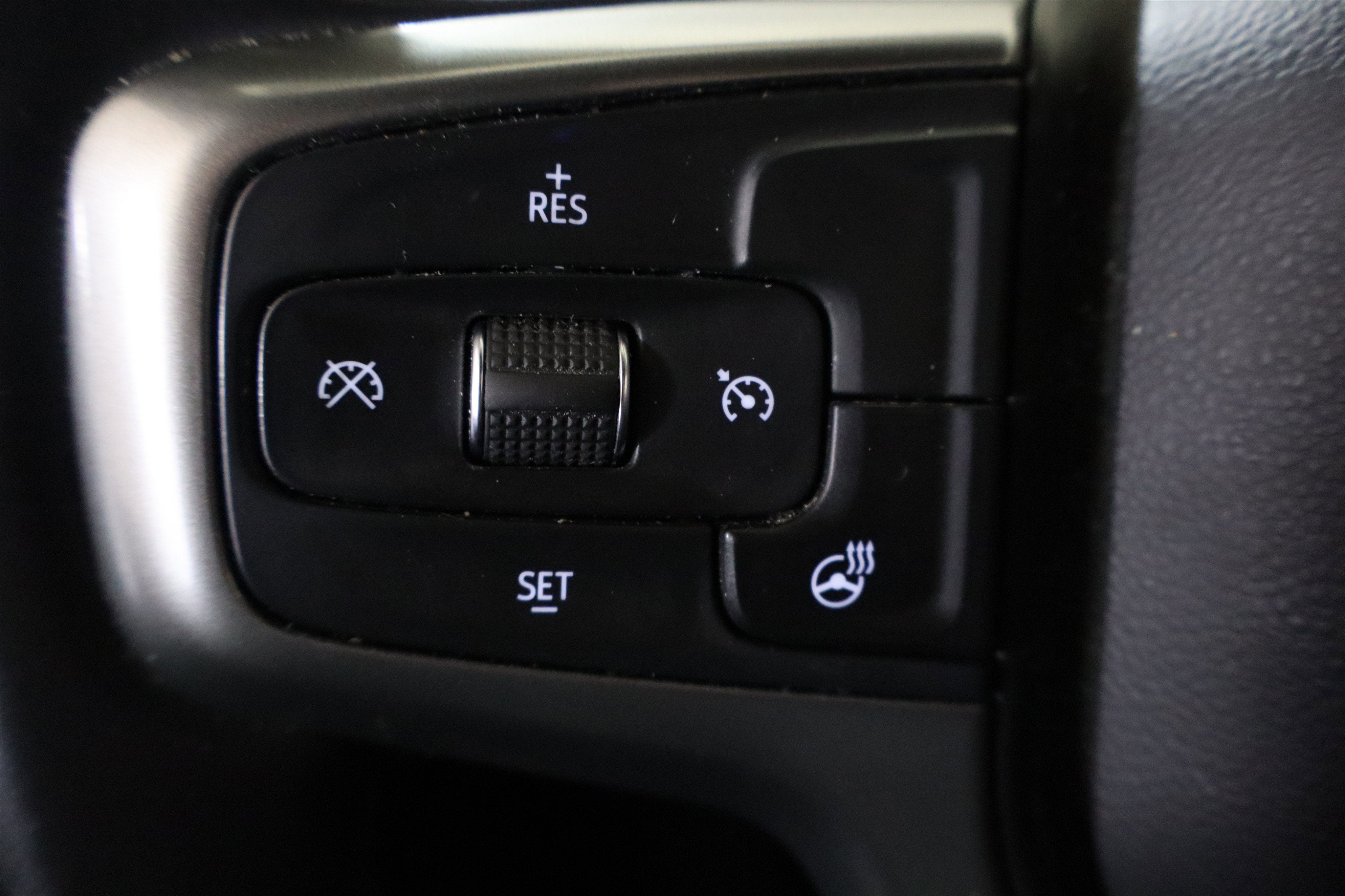 2020 Chevrolet Silverado 1500 RST Crew Cab 4WD