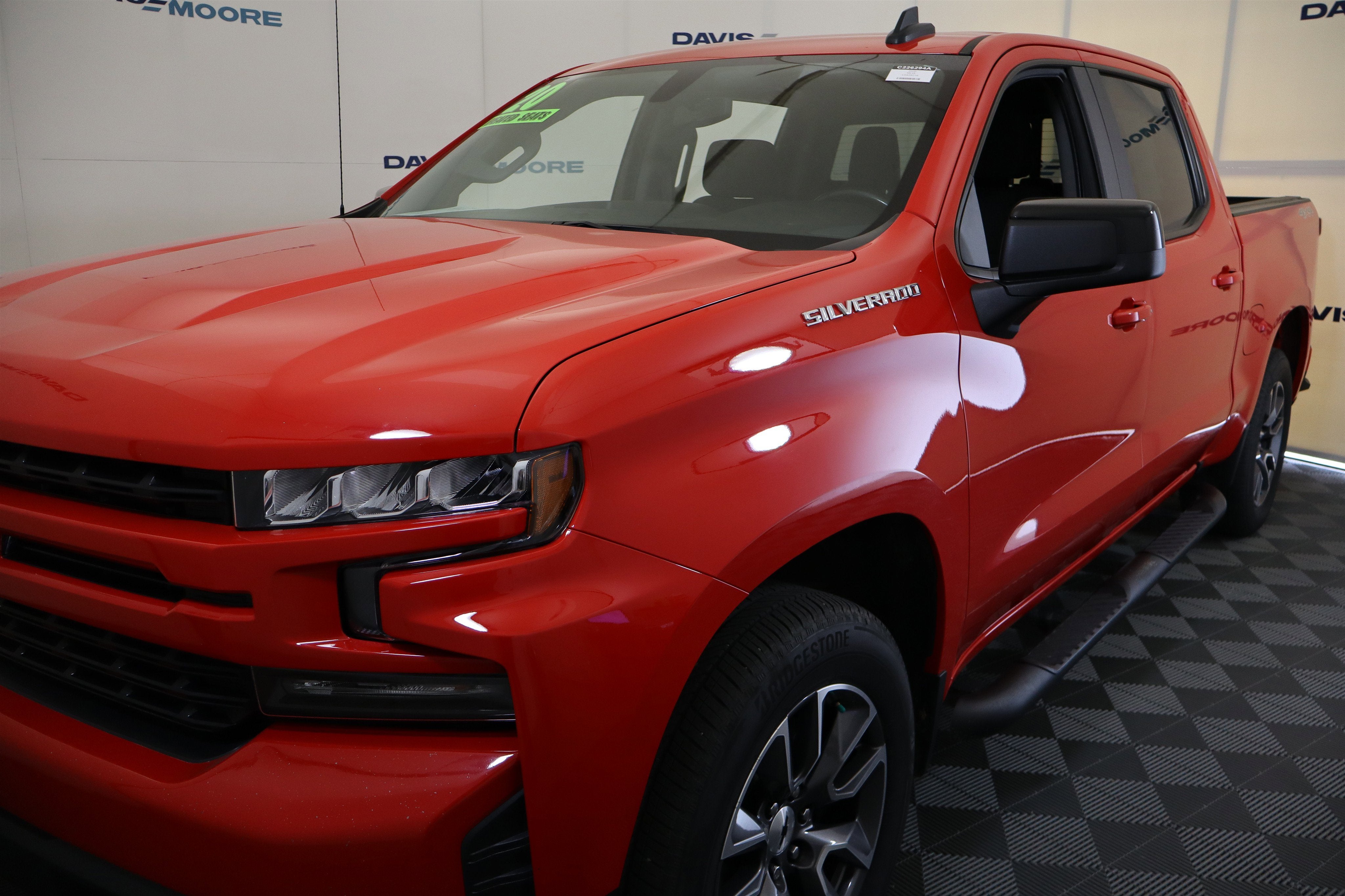 2020 Chevrolet Silverado 1500 RST Crew Cab 4WD