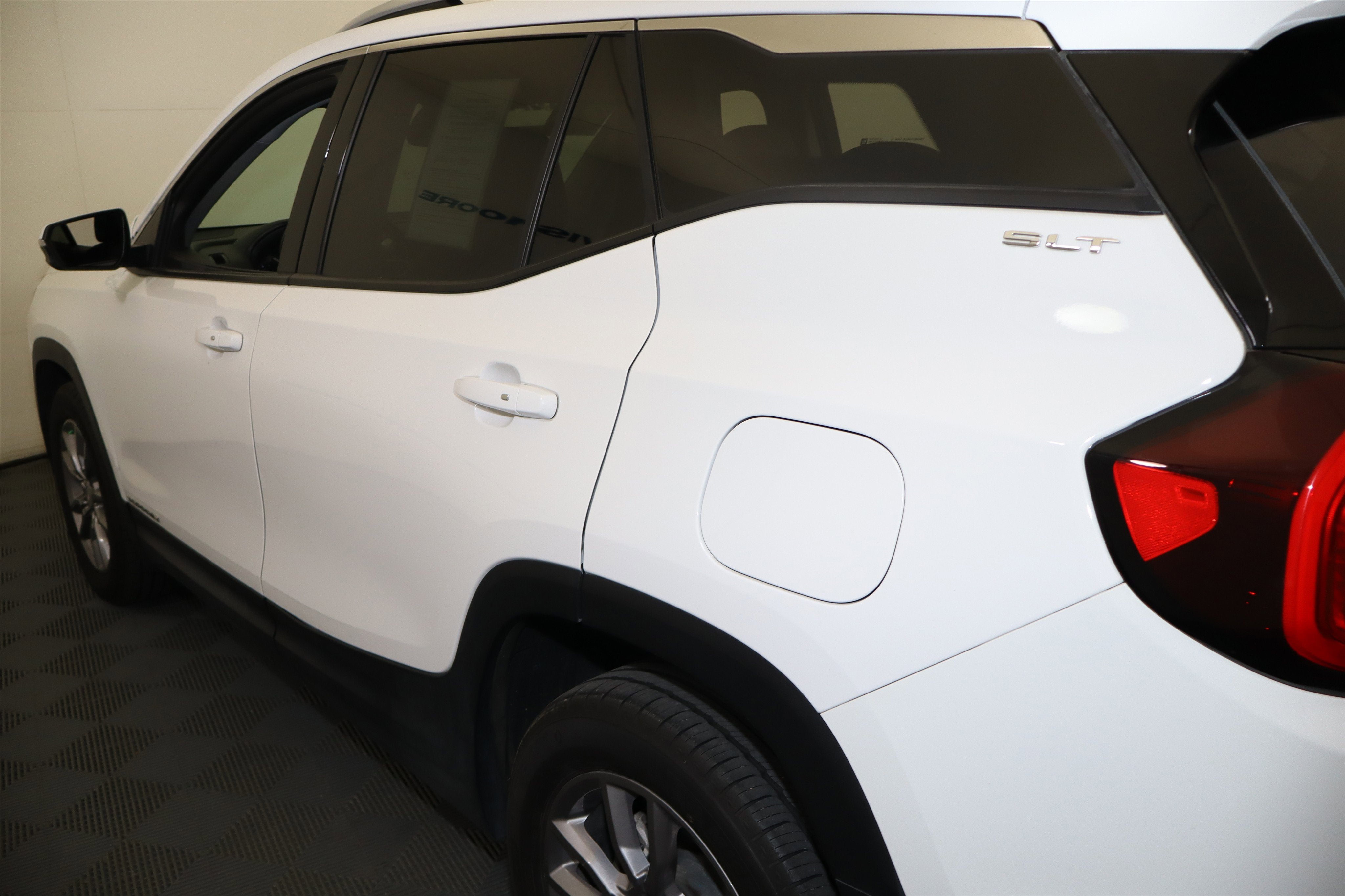 2024 GMC Terrain SLT AWD
