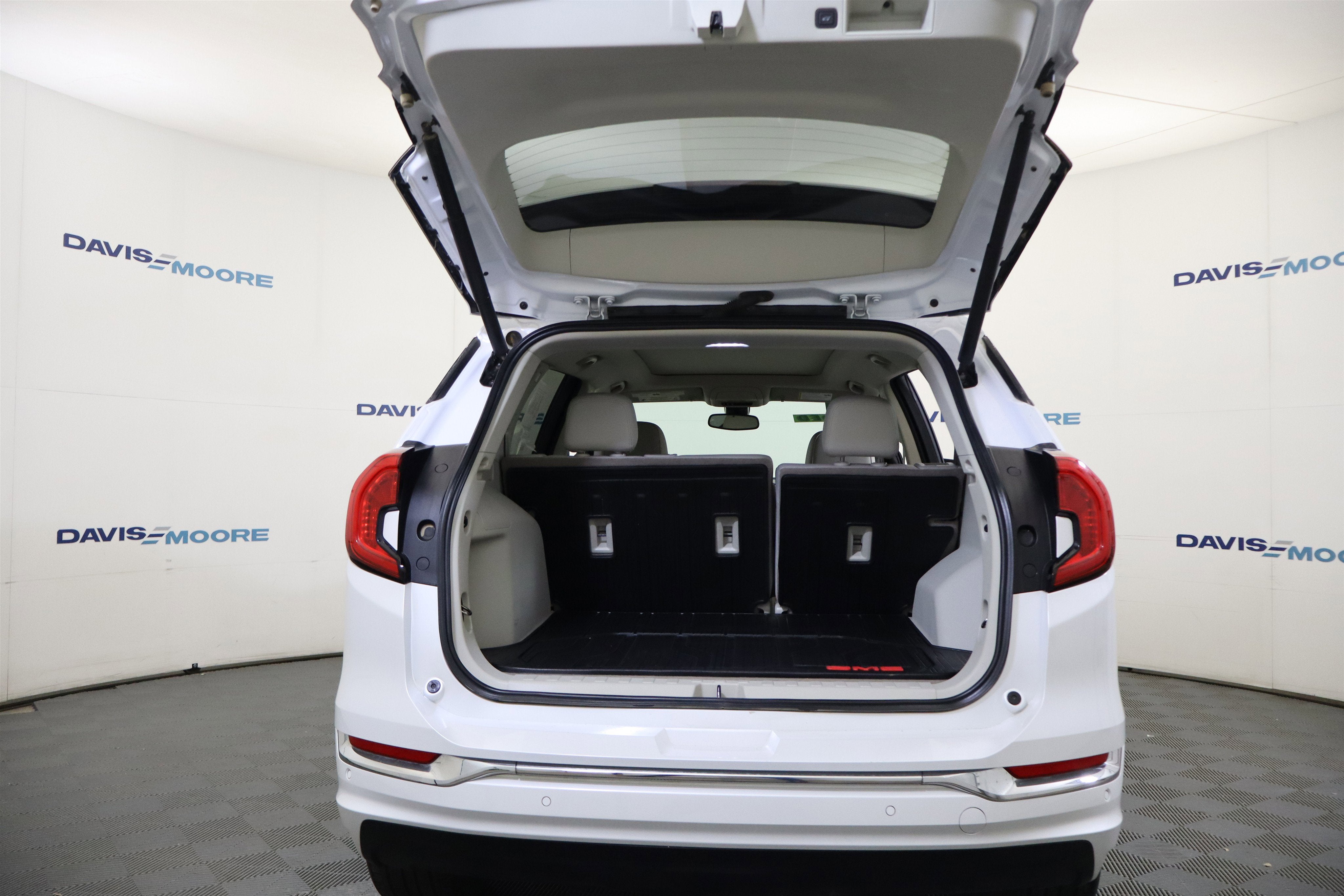 2023 GMC Terrain Denali AWD