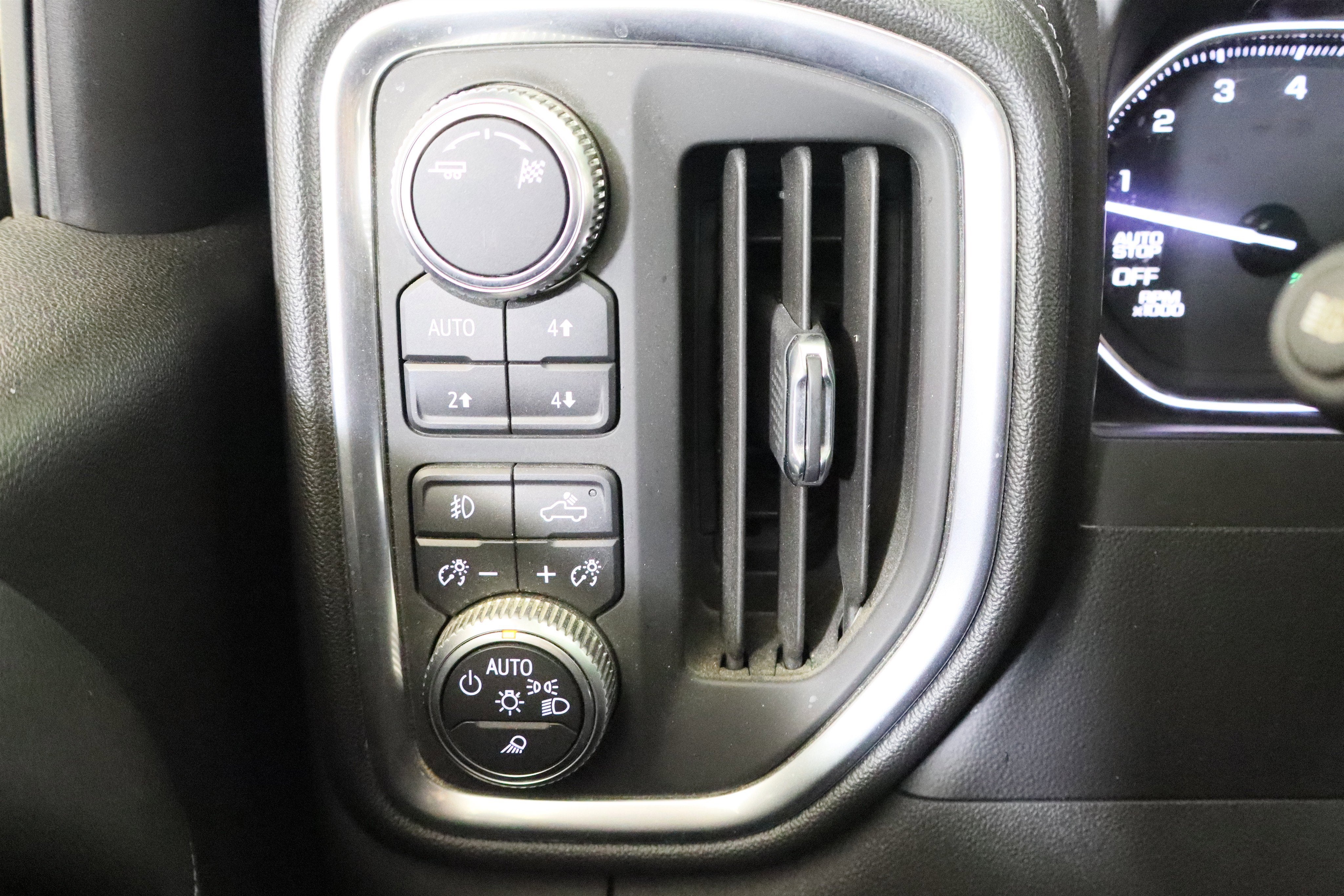 2019 GMC Sierra 1500 SLT Crew Cab 4WD