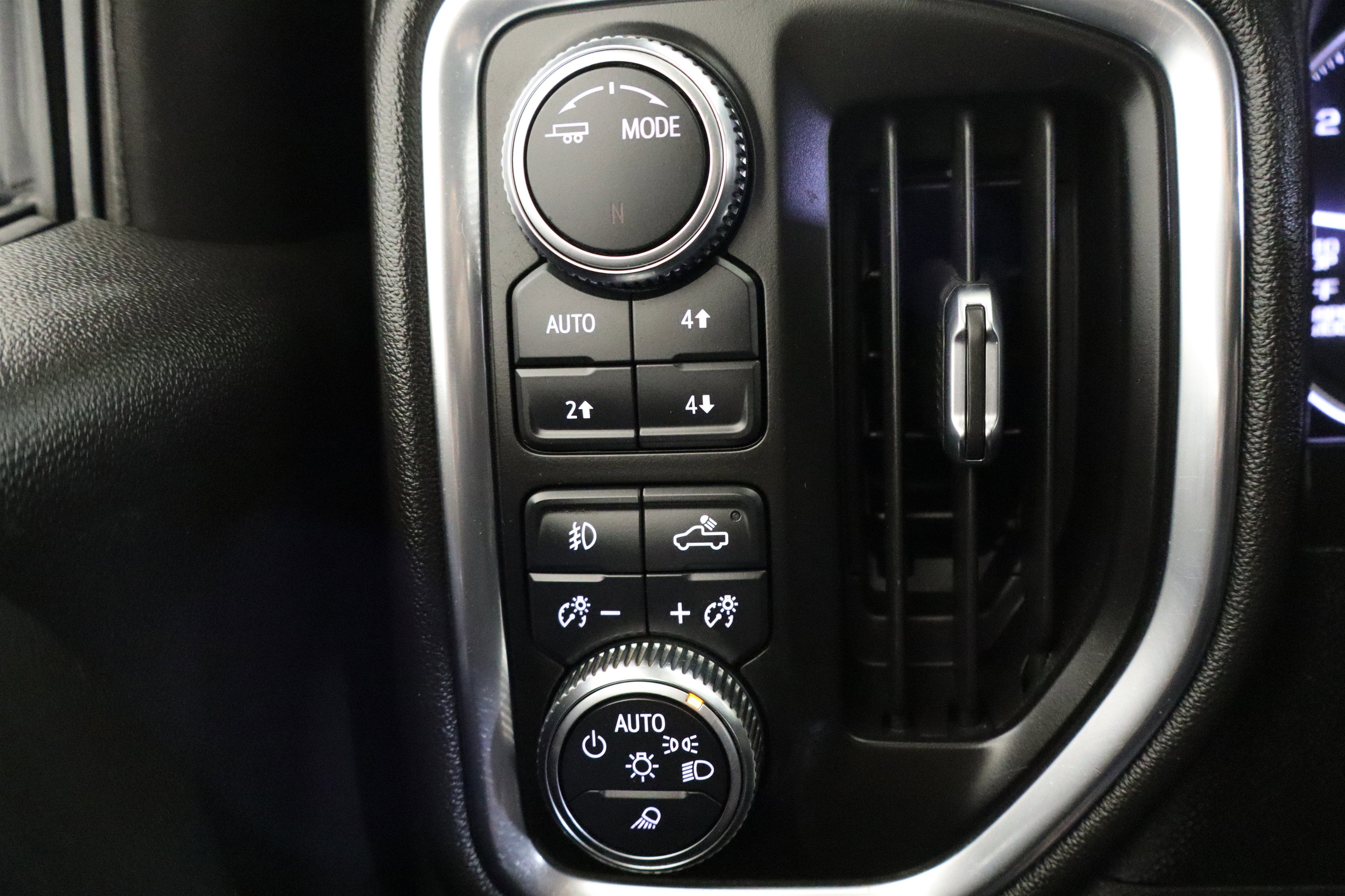 2021 GMC Sierra 1500 SLT Crew Cab 4WD