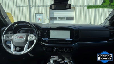2022 GMC Sierra 1500 SLT Crew Cab 4WD