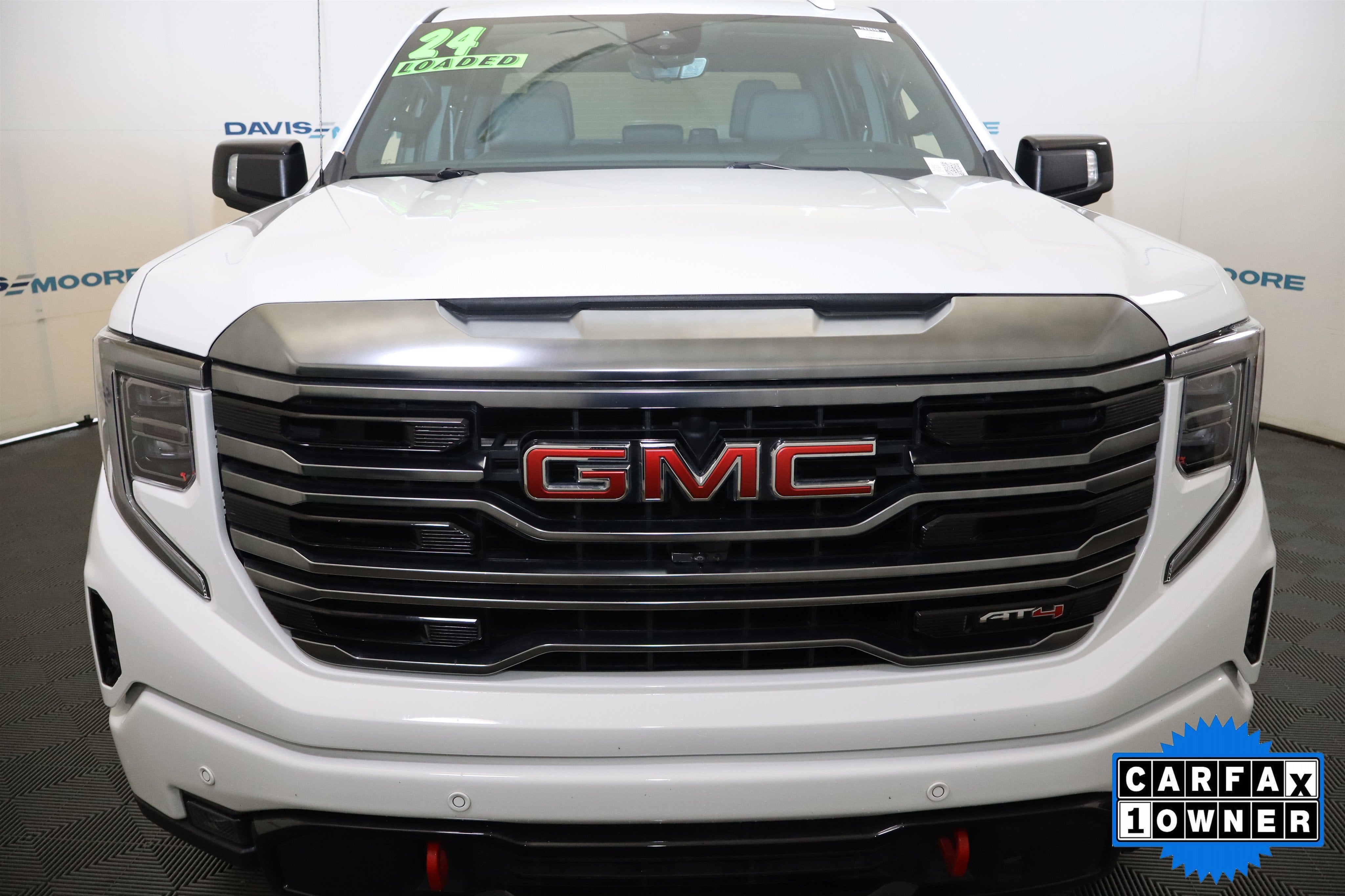2024 GMC Sierra 1500 AT4 Crew Cab 4WD