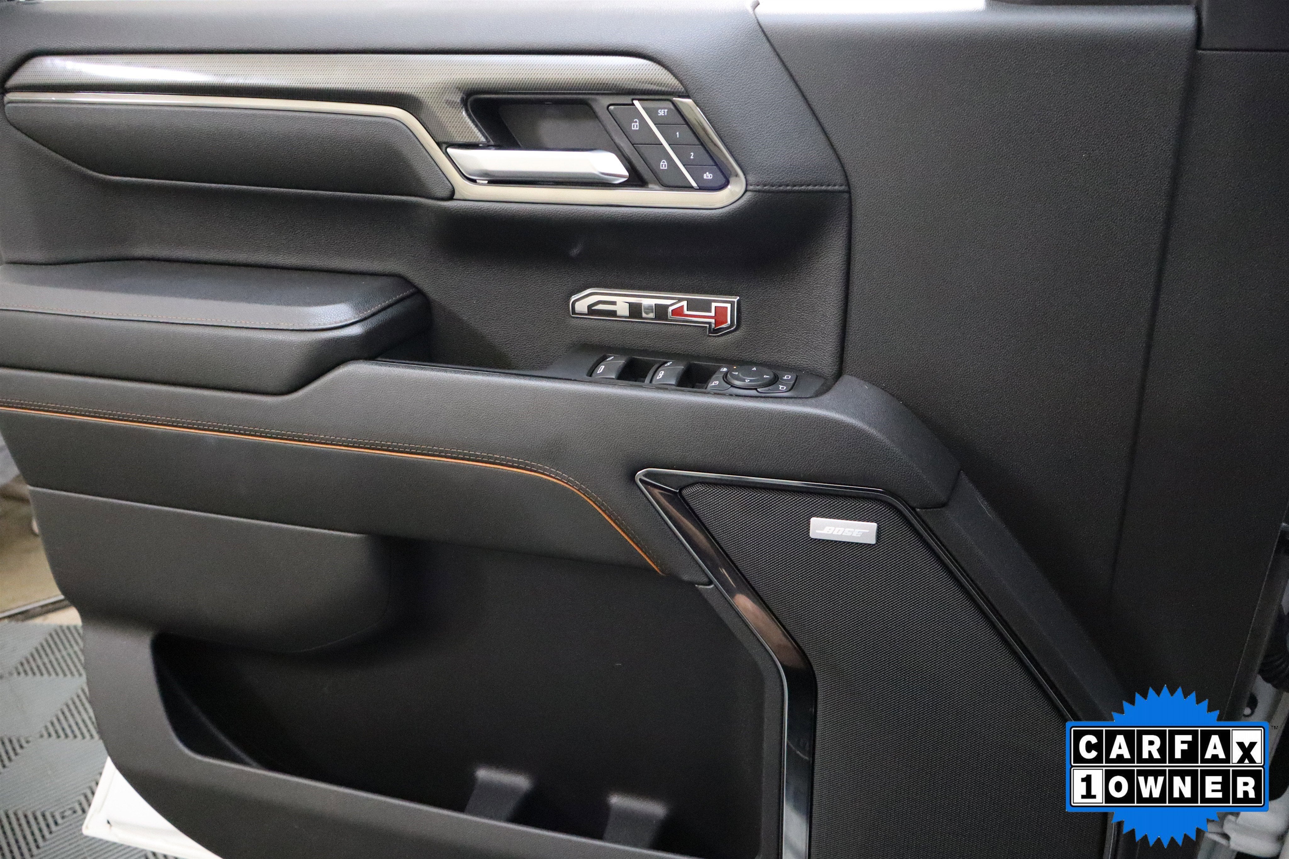 2024 GMC Sierra 1500 AT4 Crew Cab 4WD
