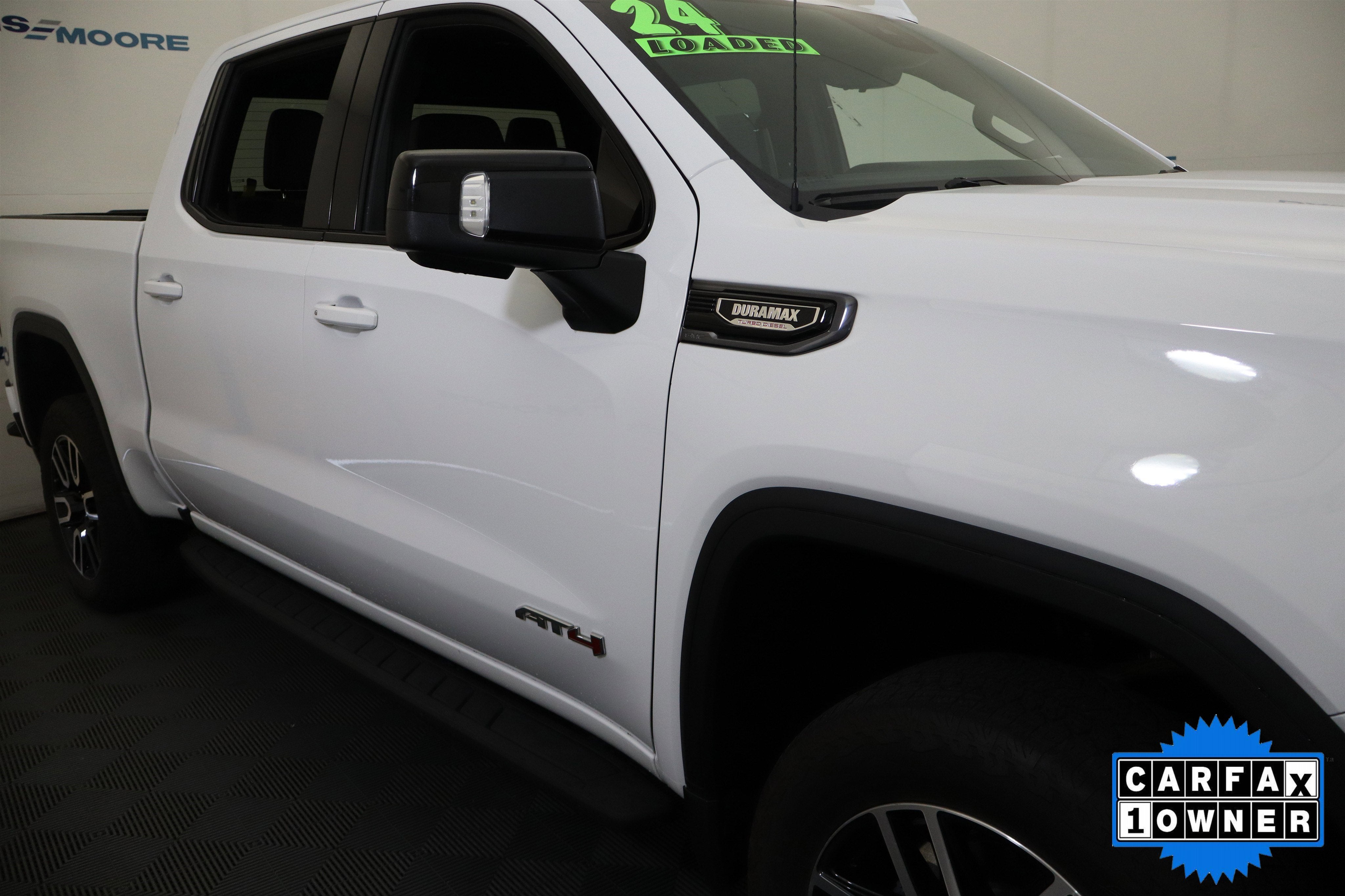 2024 GMC Sierra 1500 AT4 Crew Cab 4WD