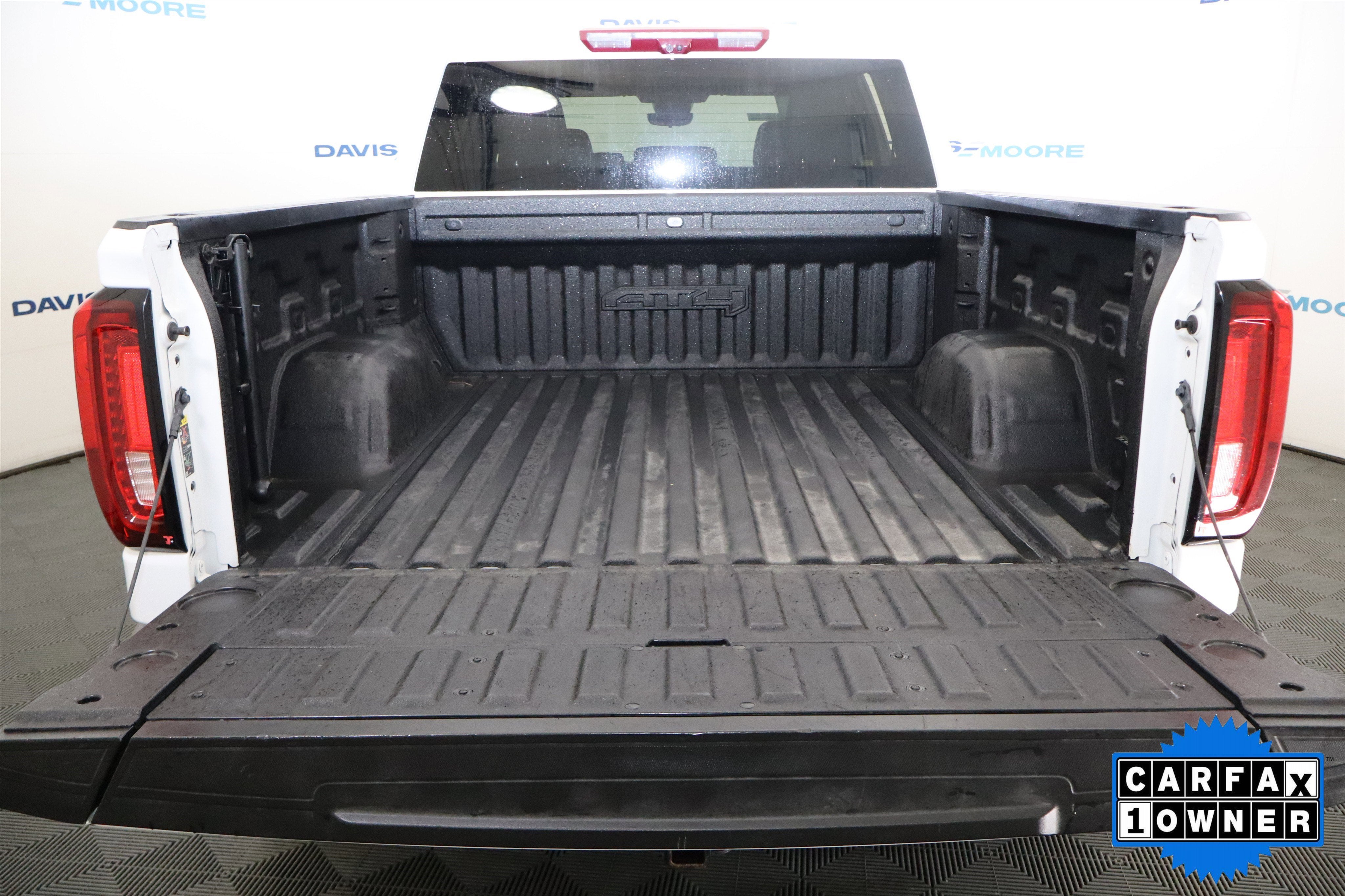 2024 GMC Sierra 1500 AT4 Crew Cab 4WD