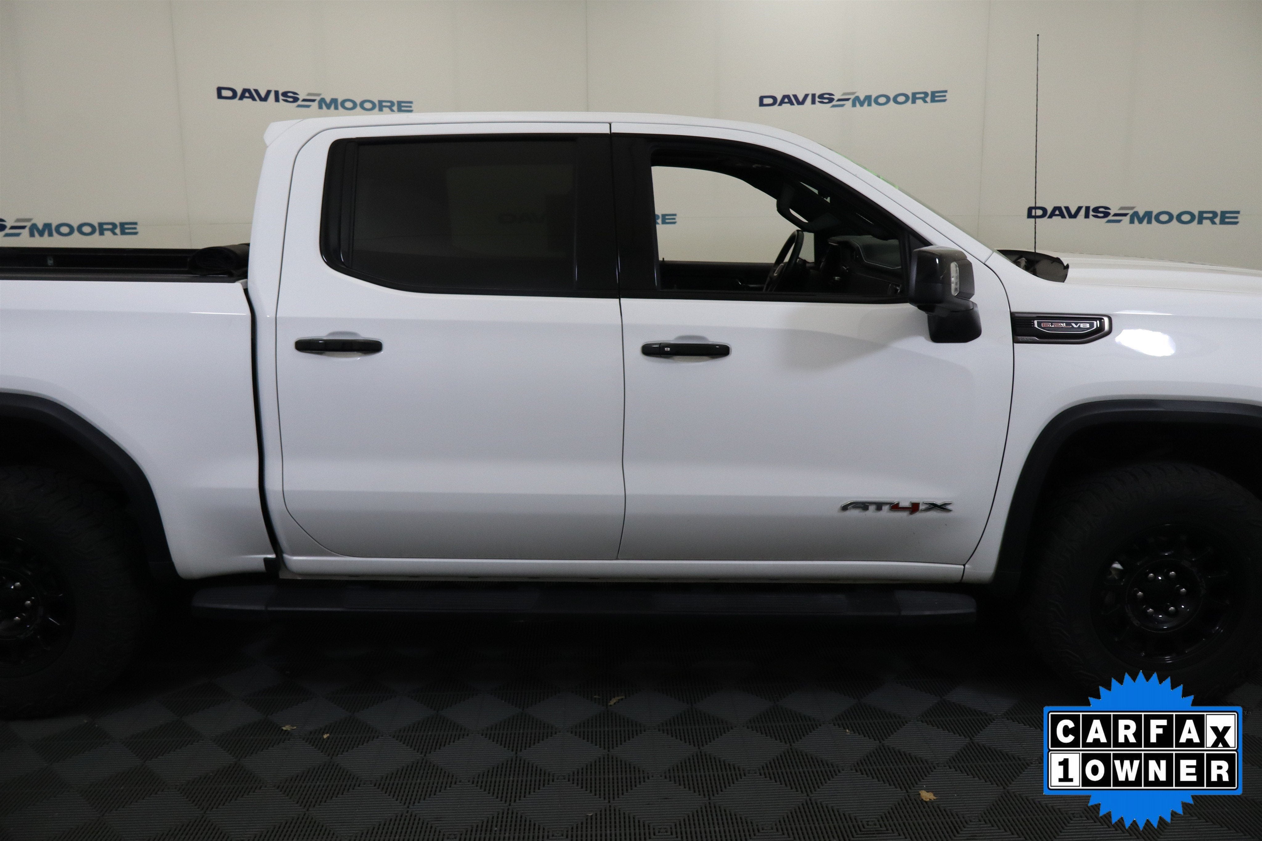 2023 GMC Sierra 1500 AT4X 4WD Crew Cab