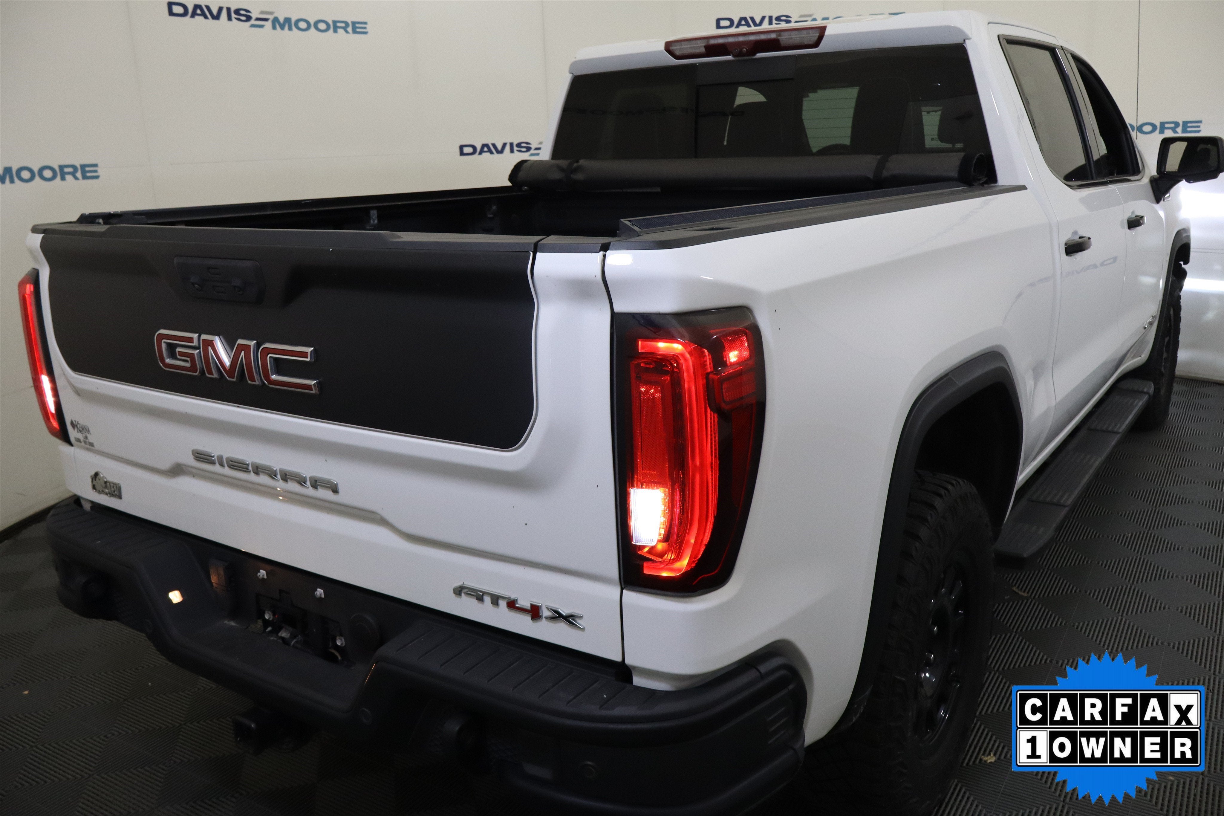 2023 GMC Sierra 1500 AT4X 4WD Crew Cab