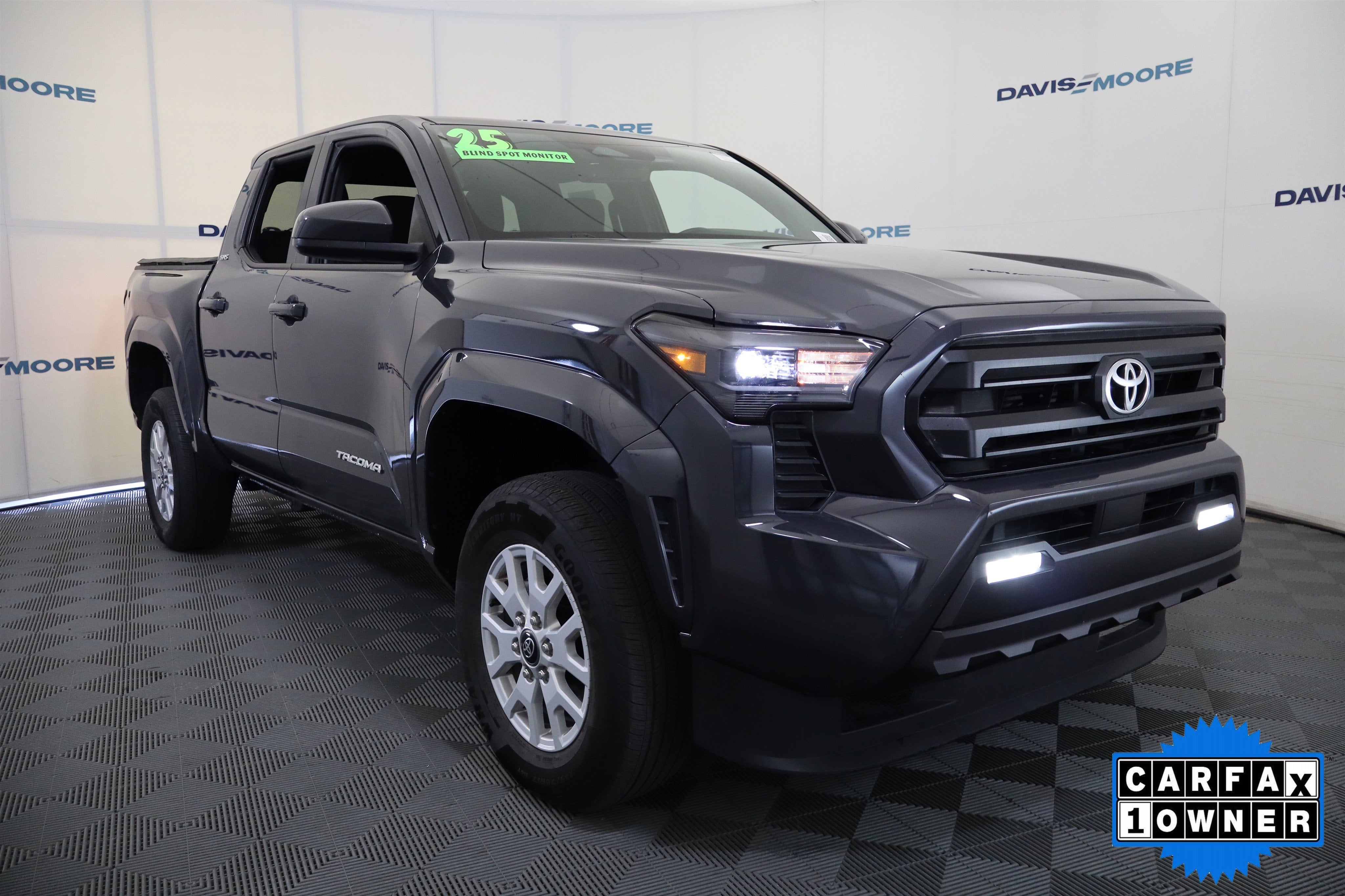 2025 Toyota Tacoma 4WD SR