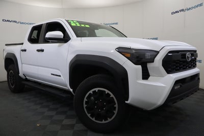 2025 Toyota Tacoma 4WD SR