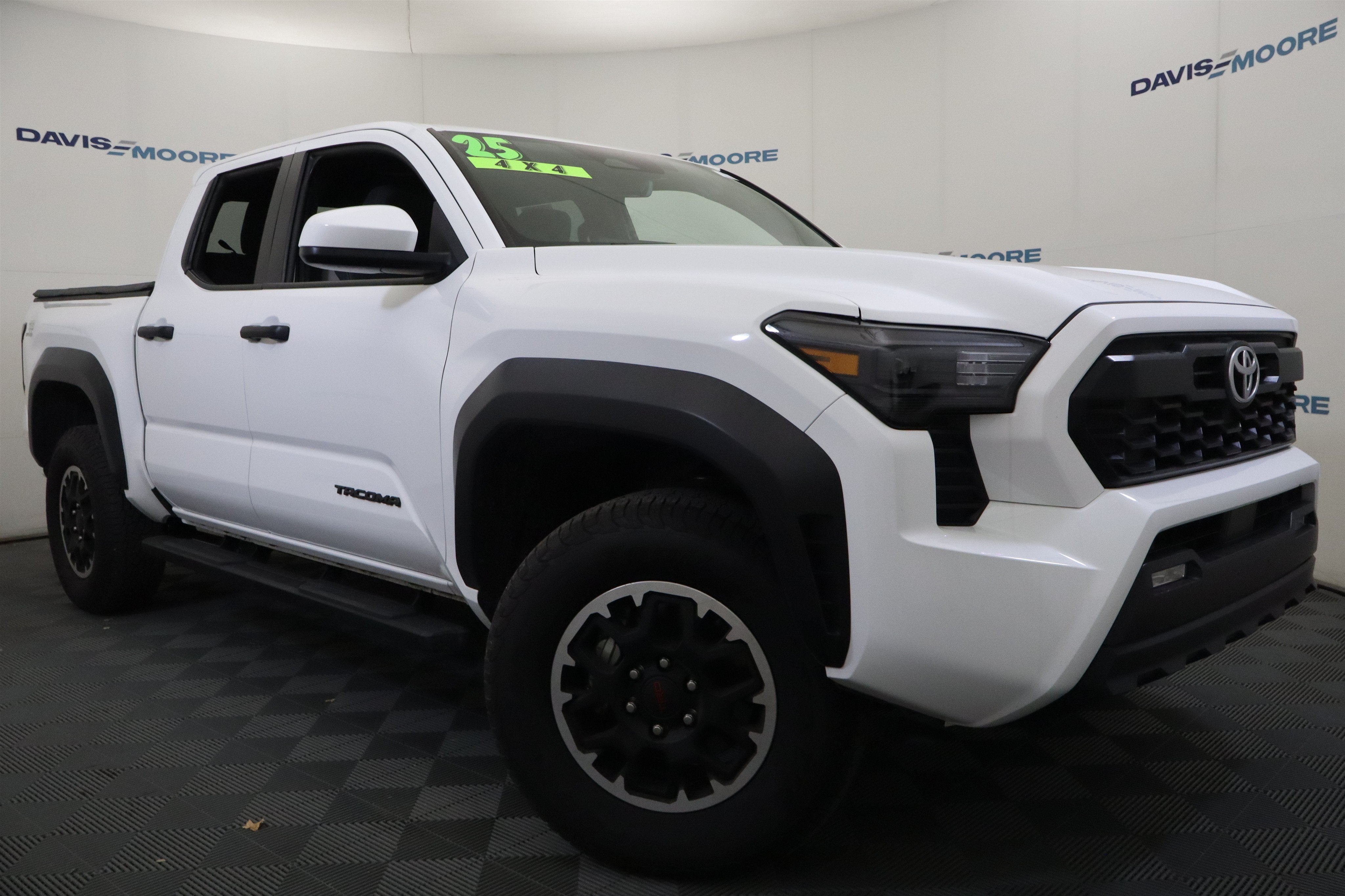 2025 Toyota Tacoma 4WD SR