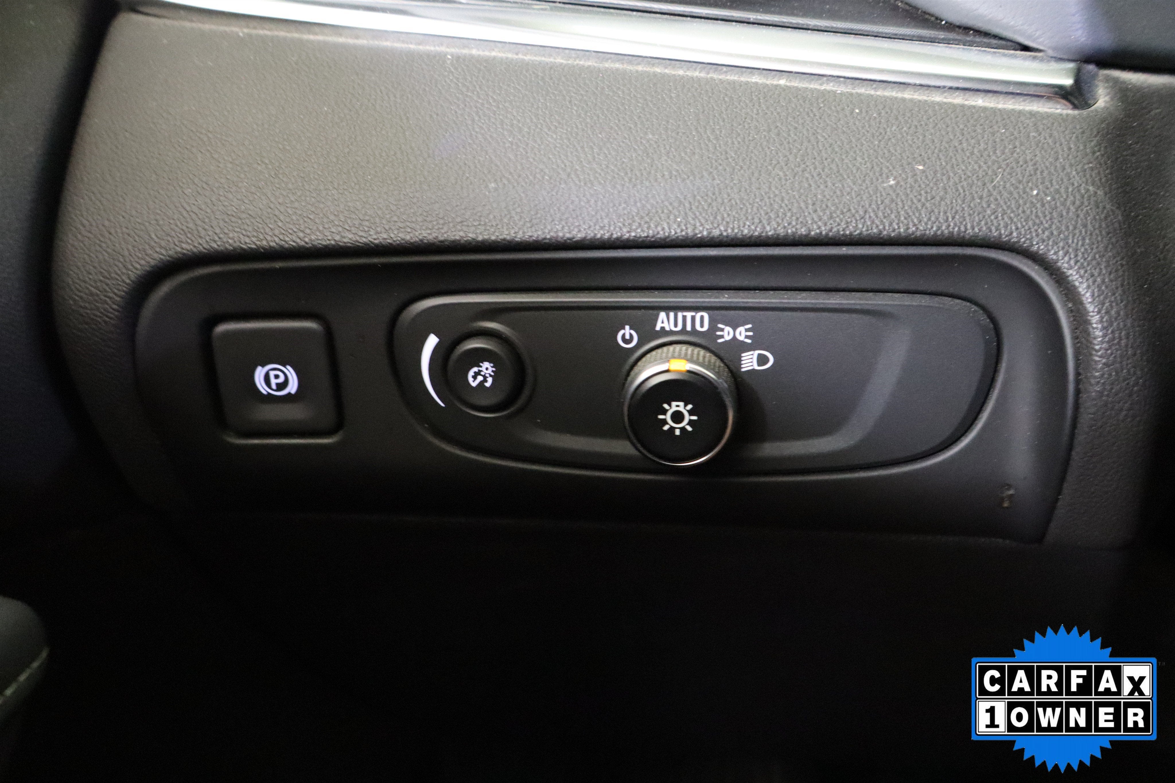 2020 Buick Enclave Essence