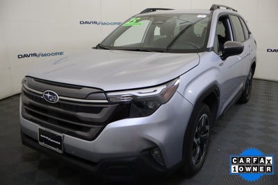 2025 Subaru Forester Premium Hybrid AWD